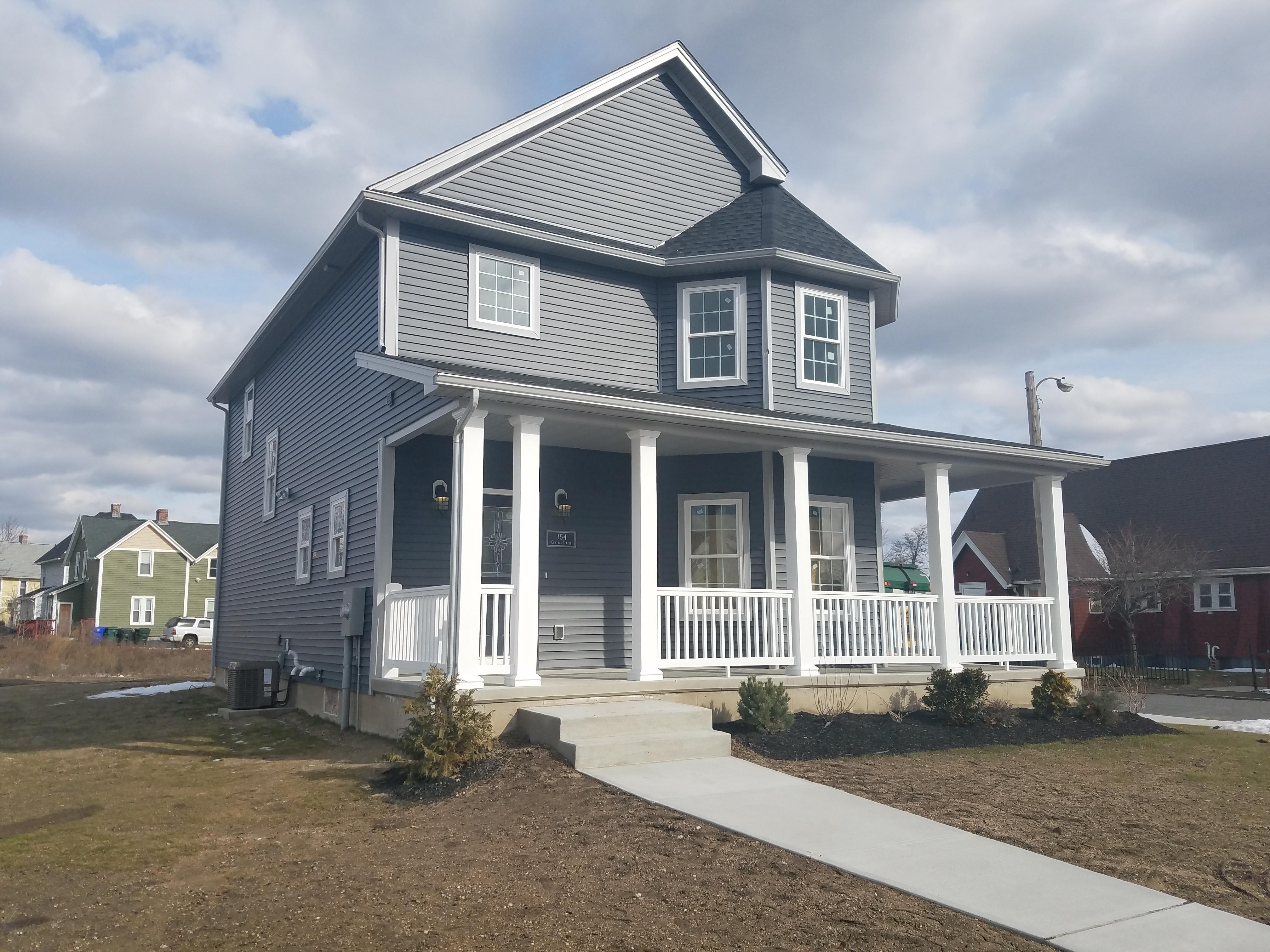 Exterior of 354 Central St