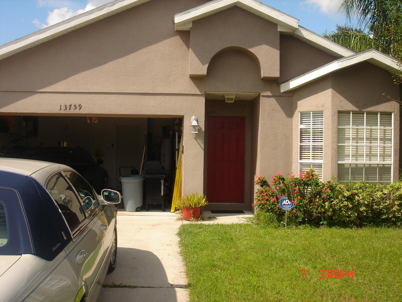 Exterior of 13759 Glasser Ave