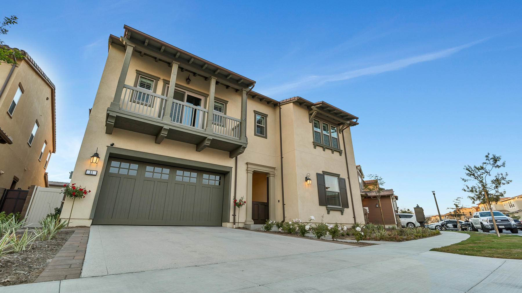 Exterior of 31 Cadencia St