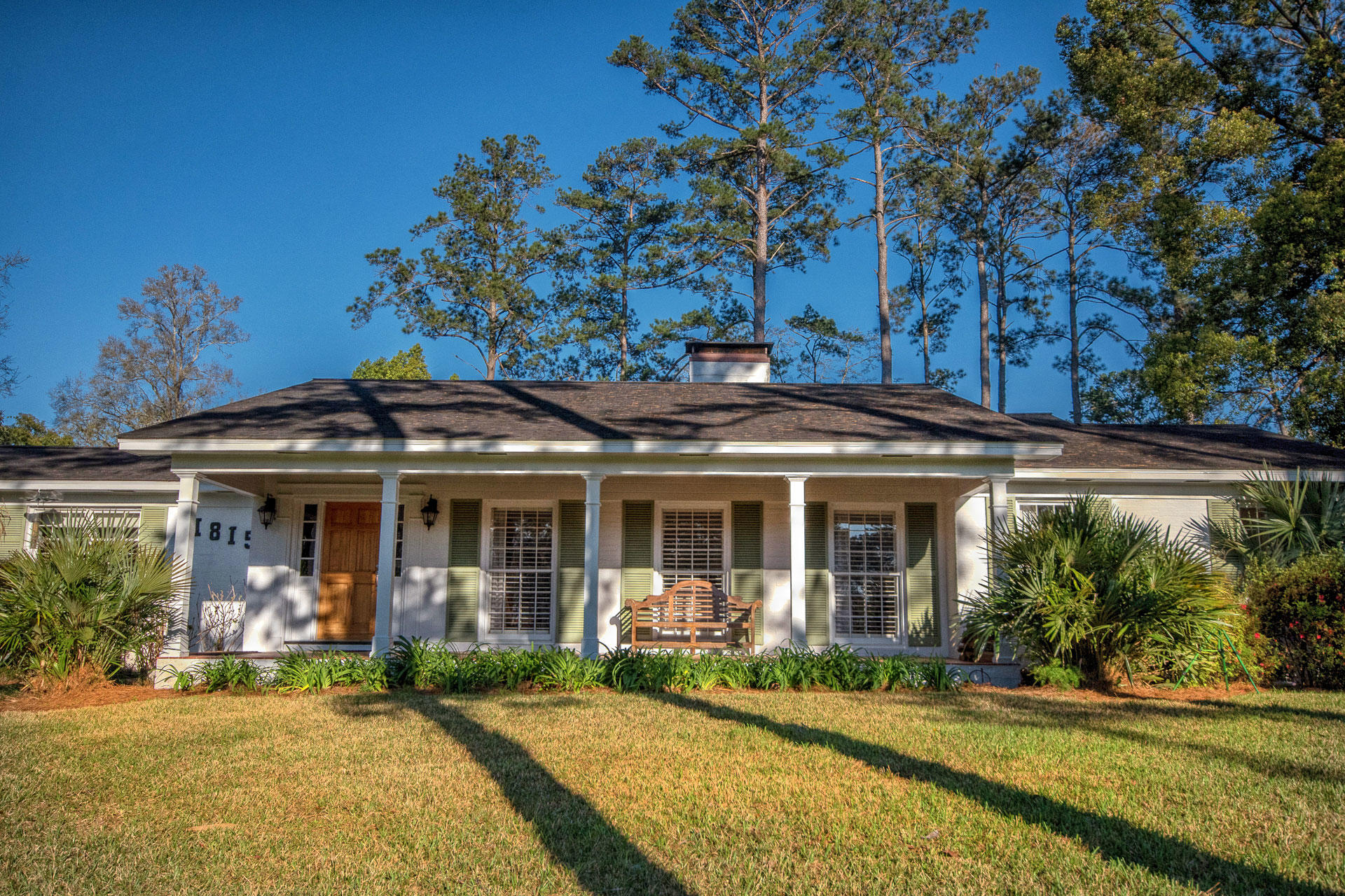 Exterior of 1815 Old Fort Dr