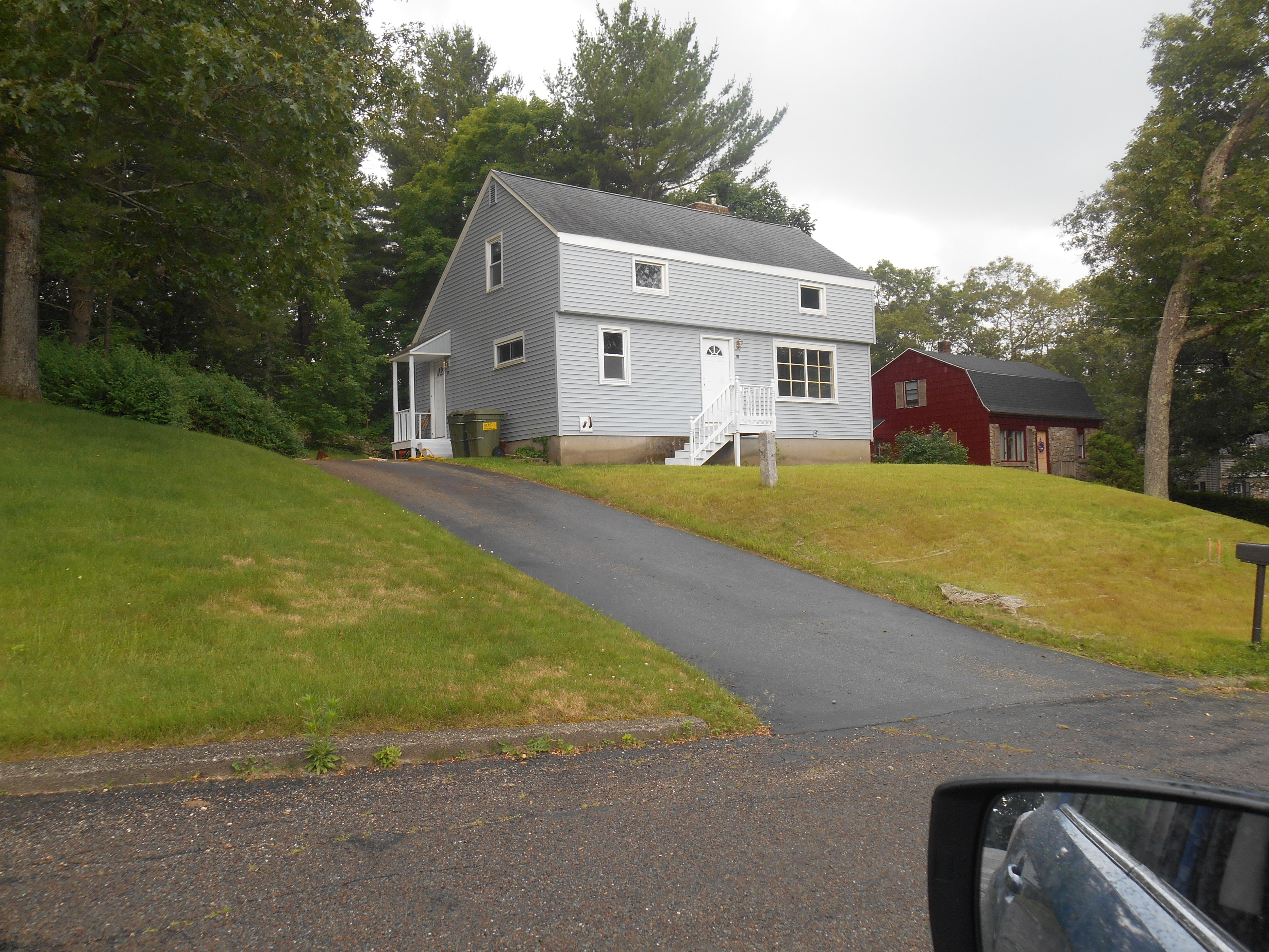 Exterior of 40 Chestnut Hill Rd