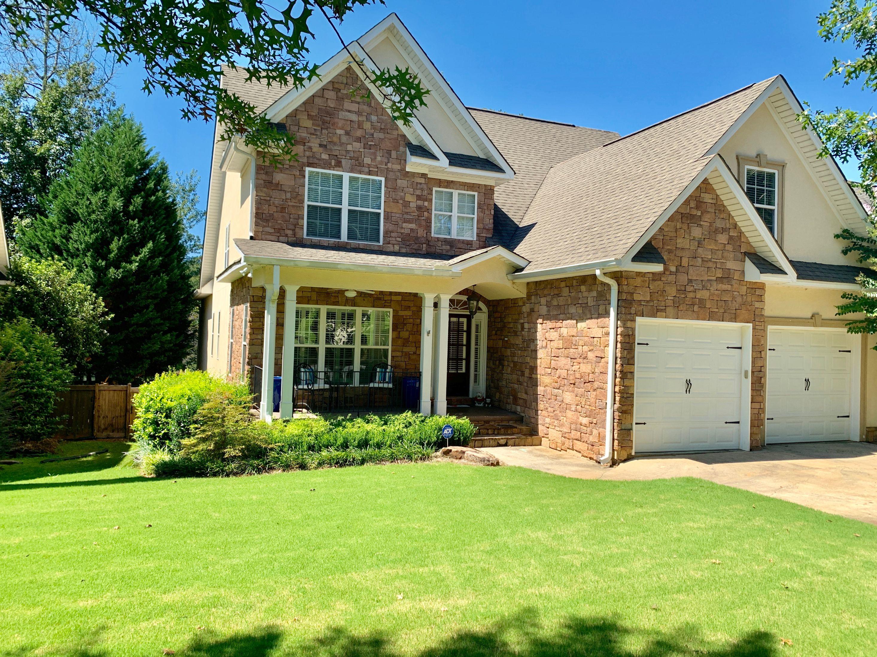 Exterior of 324 Veranda Ln