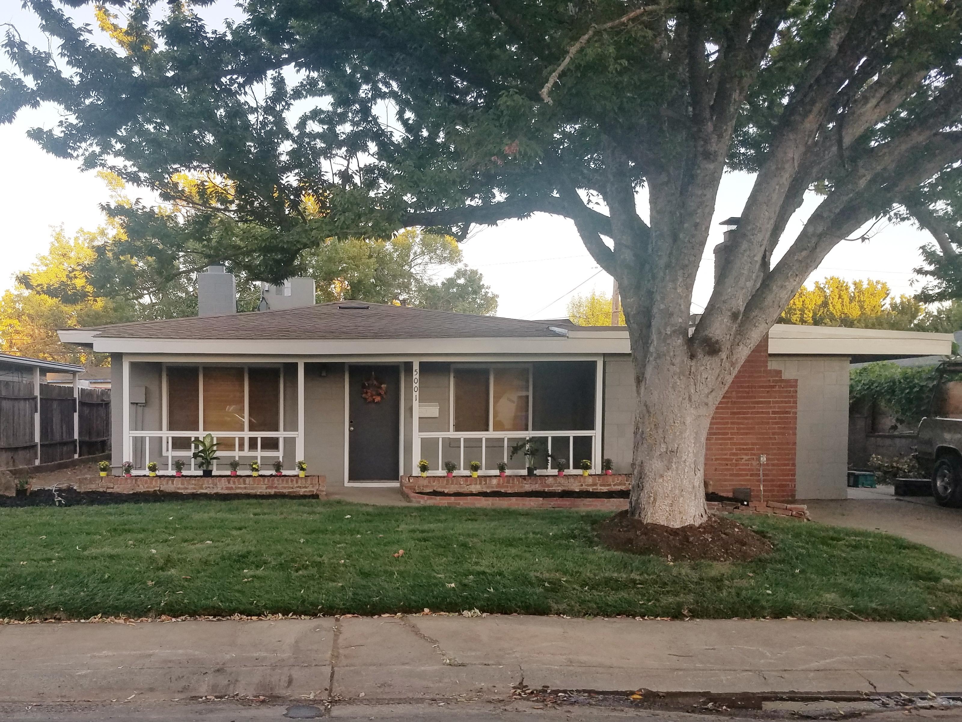 Exterior of 5001 Cabrillo Way