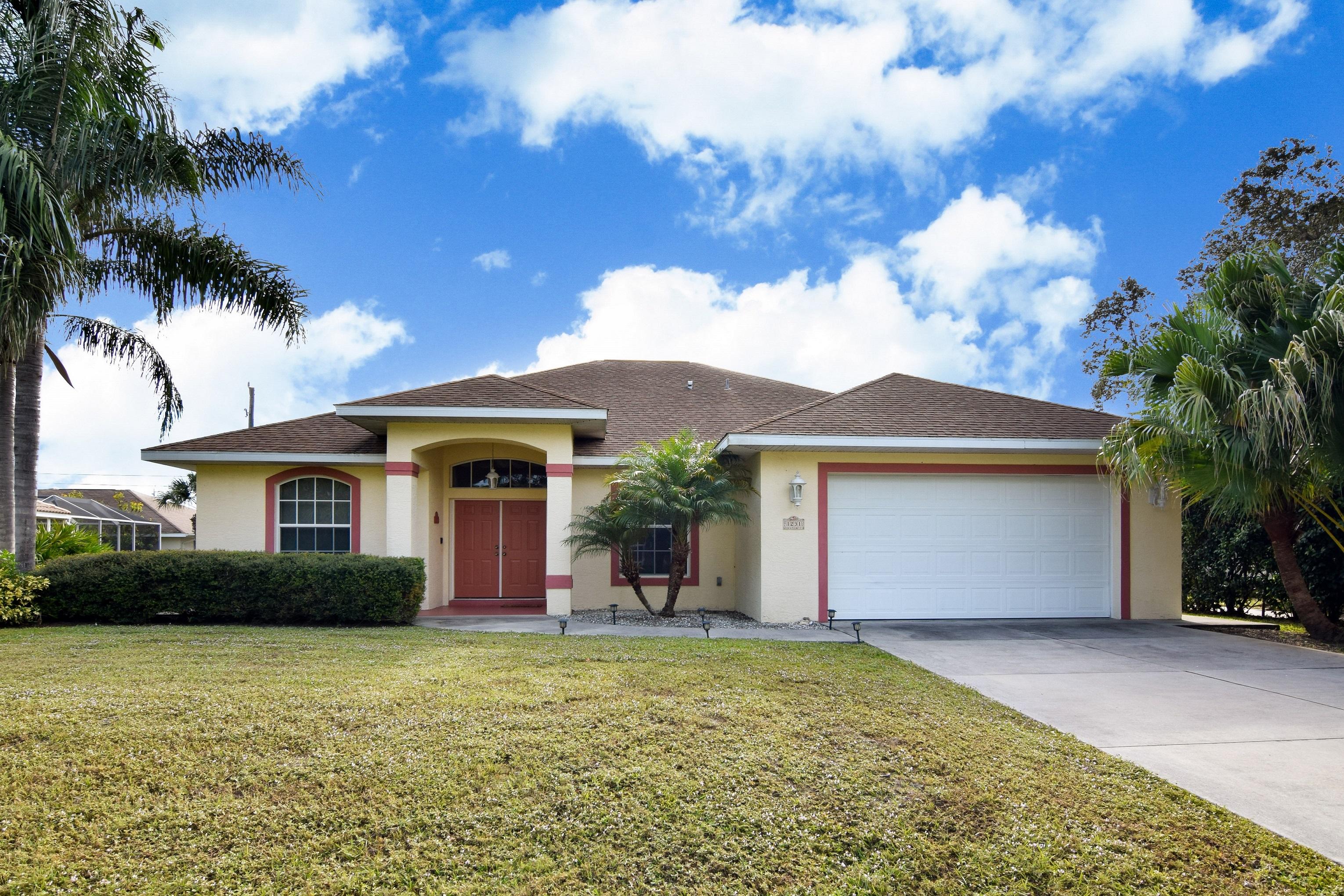 Exterior of 1231 Yacht Club Dr