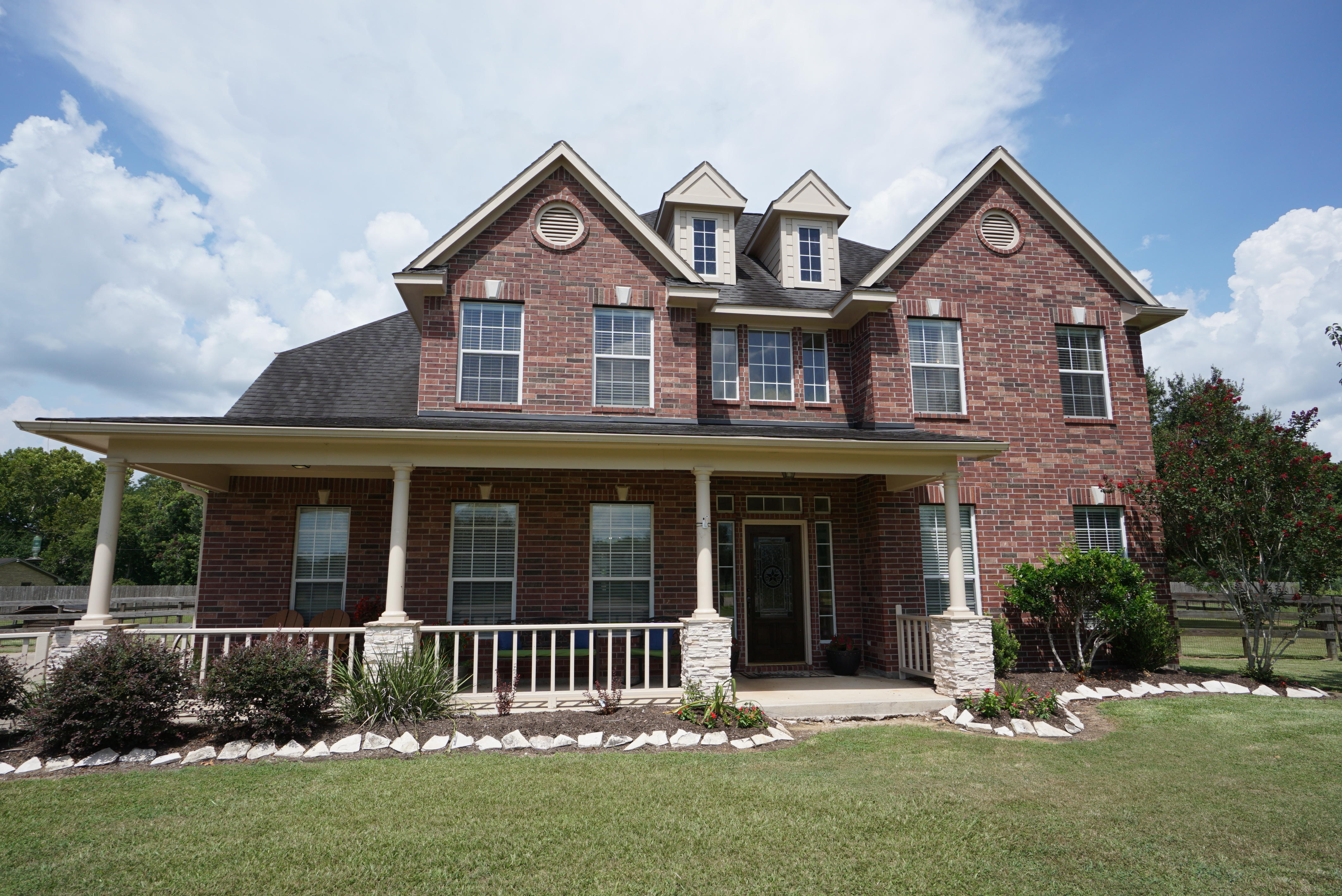Exterior of 4427 Thaddeus Ct