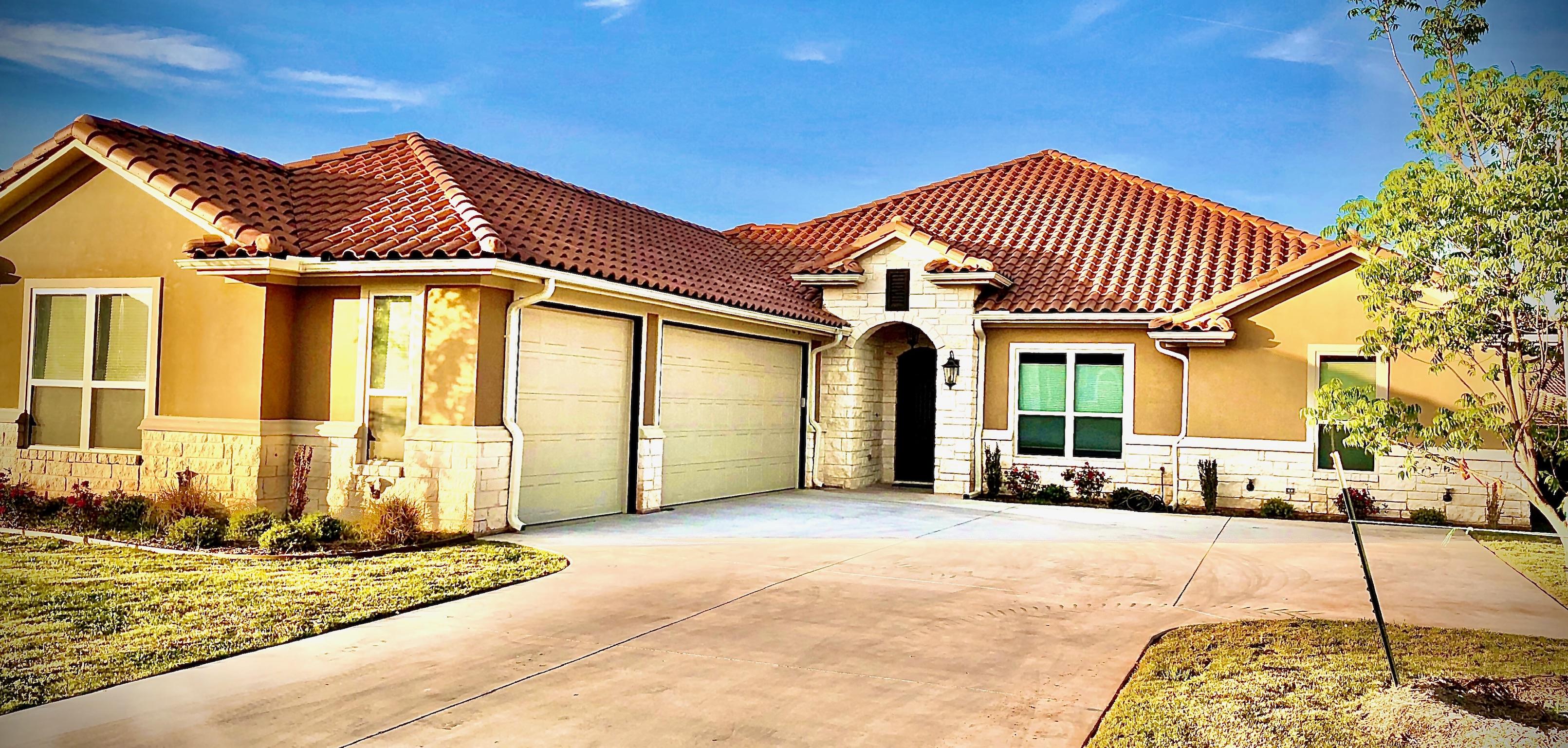 Exterior of 1617 Malibu Bay Ct