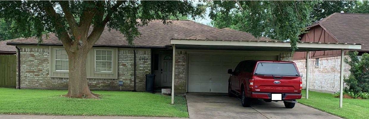 Exterior of 4902 Fairdale St
