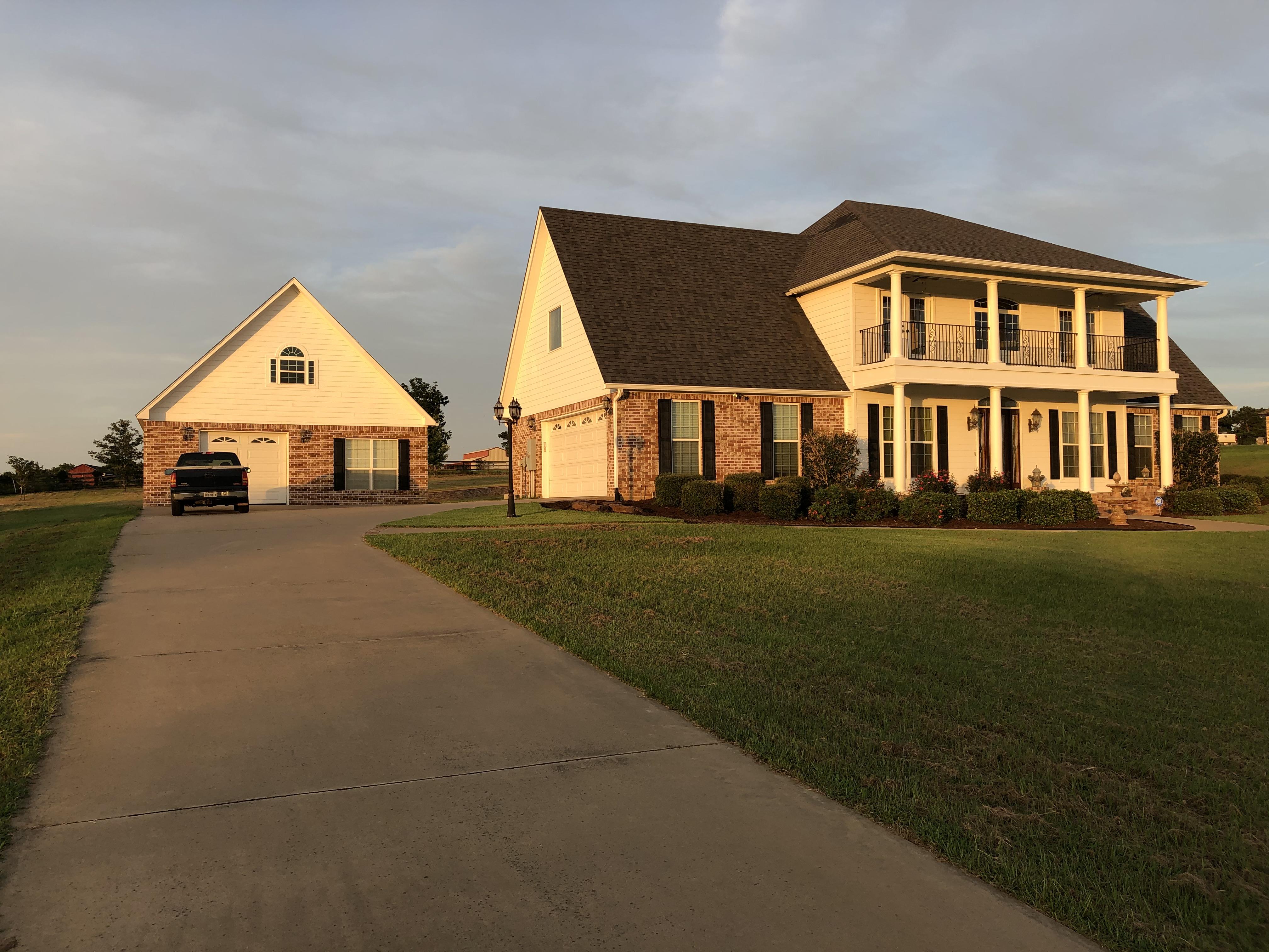 Exterior of 108 Indigo Trail