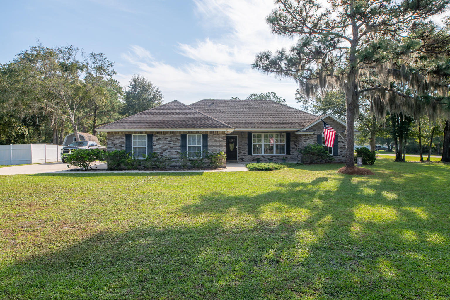 Exterior of 95005 Hendricks Rd