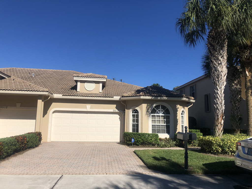 Exterior of 9510 Crooked Stick Lane