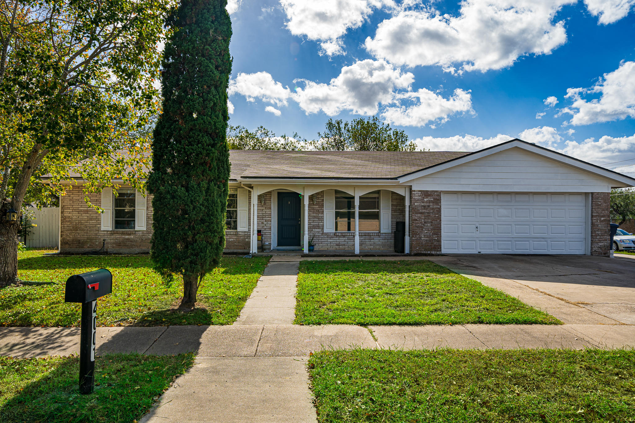 Exterior of 4001 Donaho Dr