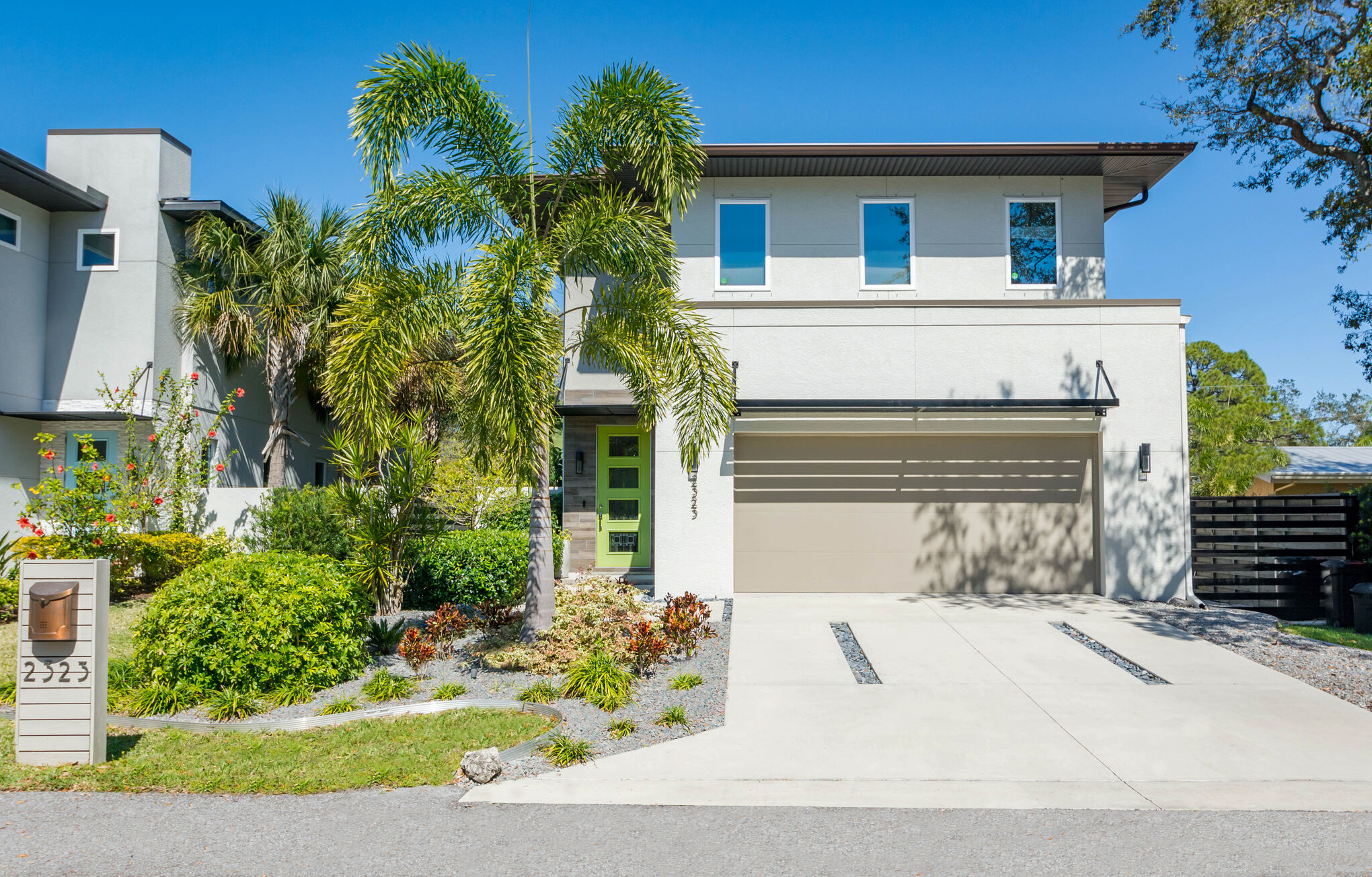 Exterior of 2323 Pine Terrace