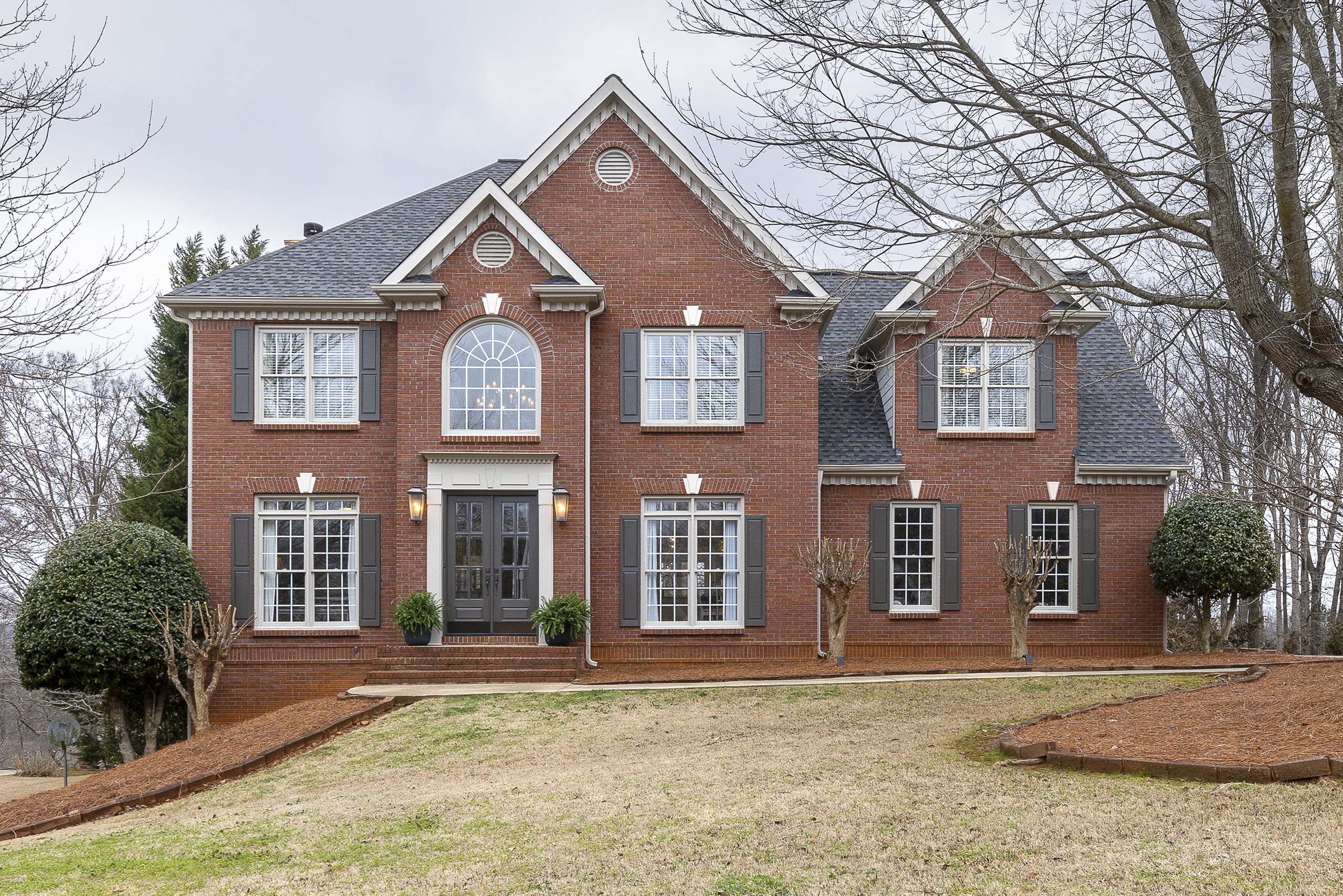 Exterior of 5937 Legend Court