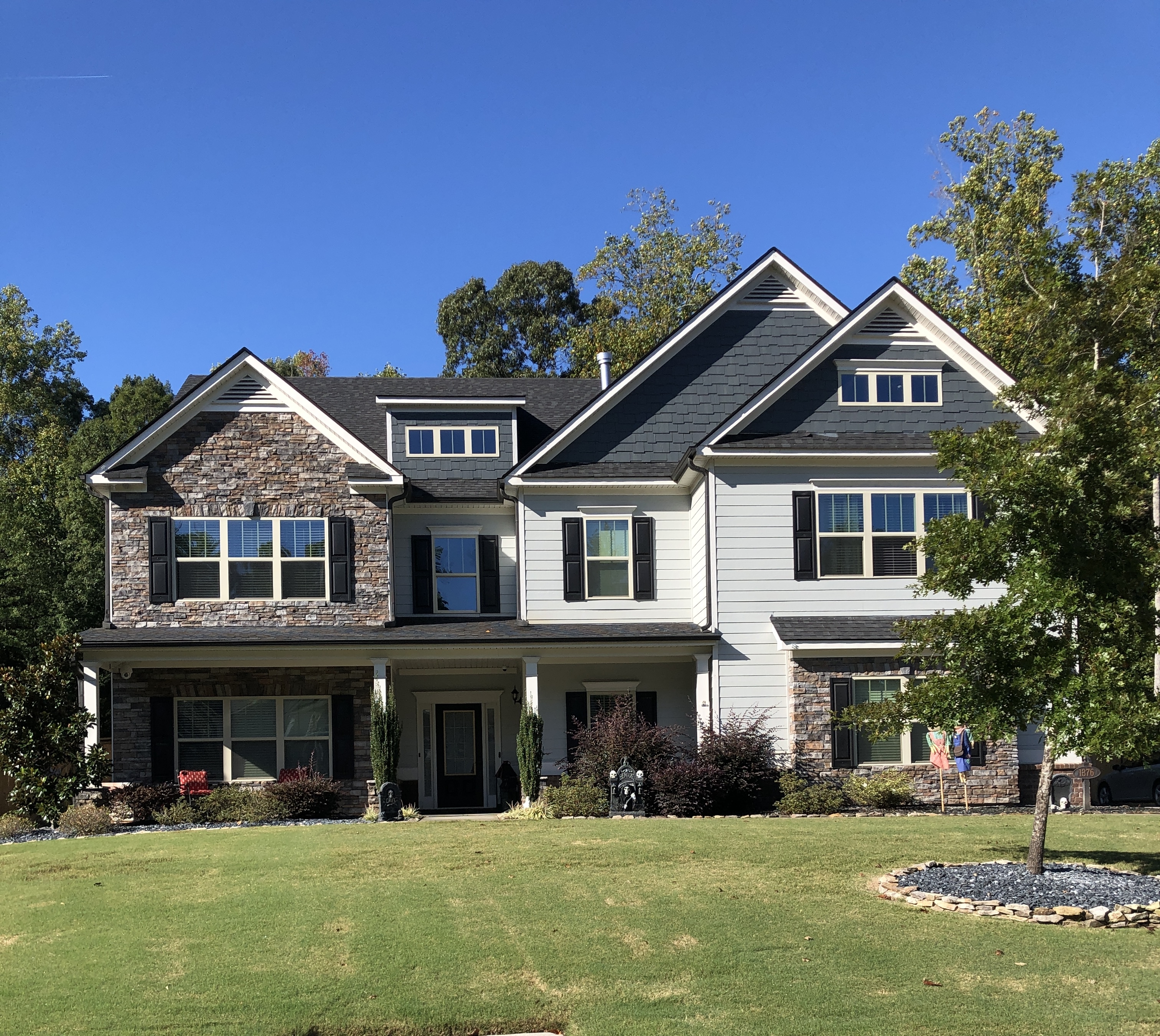 Exterior of 1376 Tanager Bridge Court