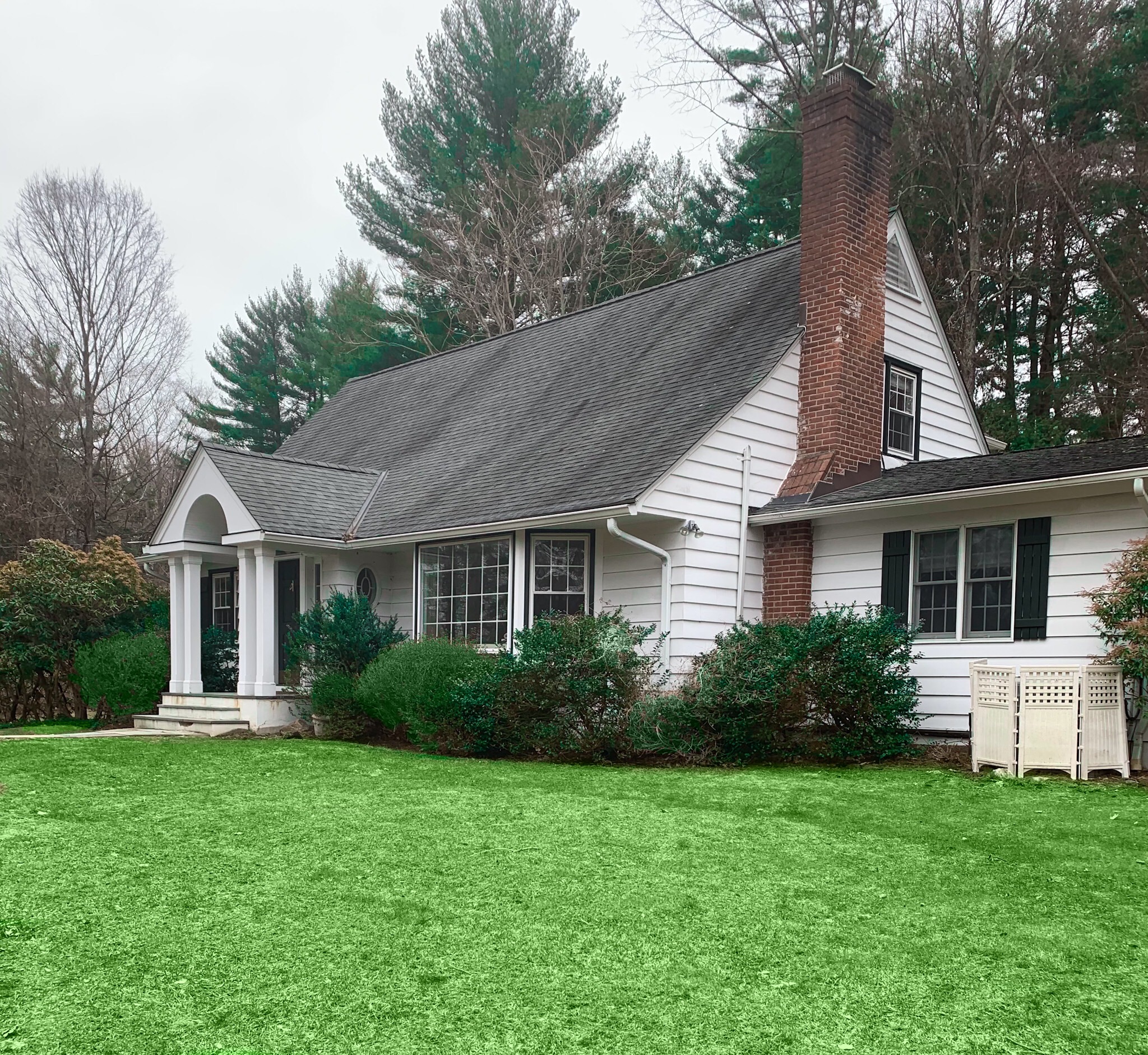 Exterior of 636 Quaker Road