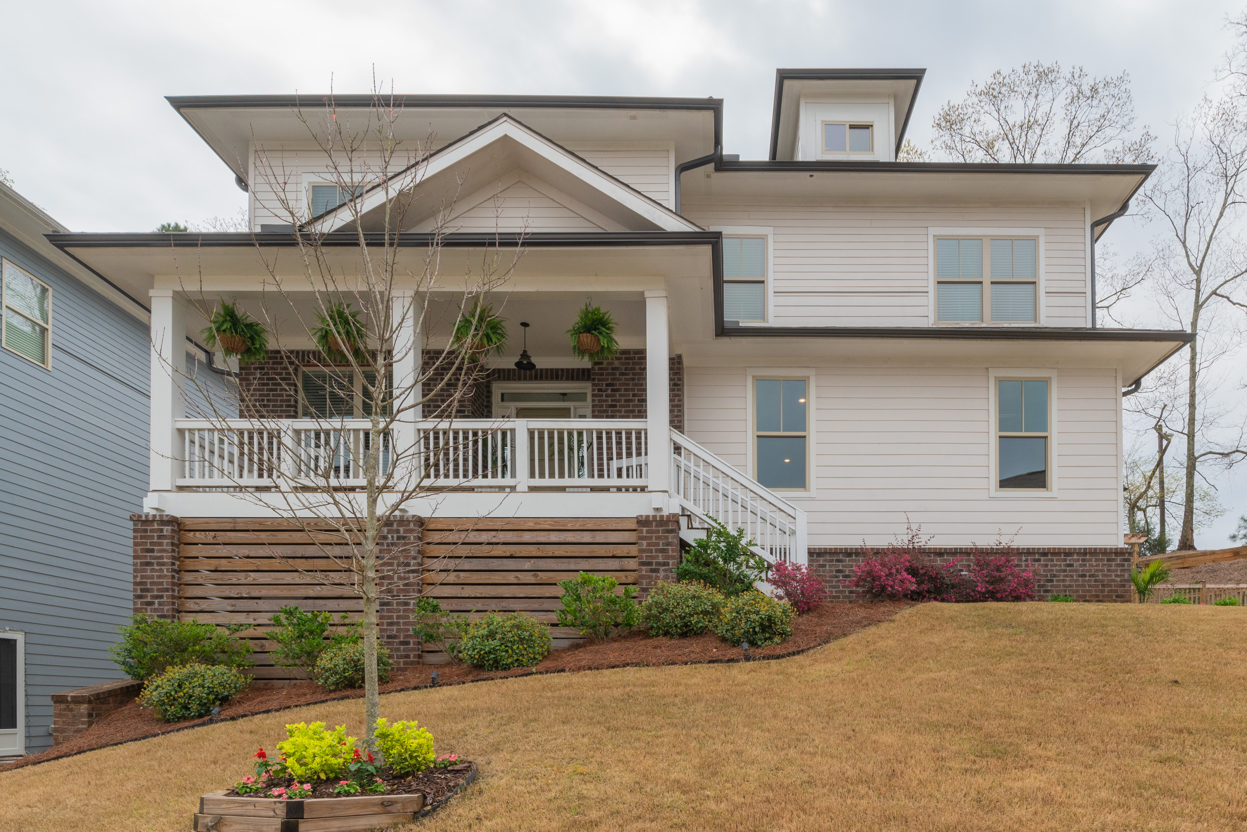 Exterior of 2932 Silver Hill Terrace Southeast