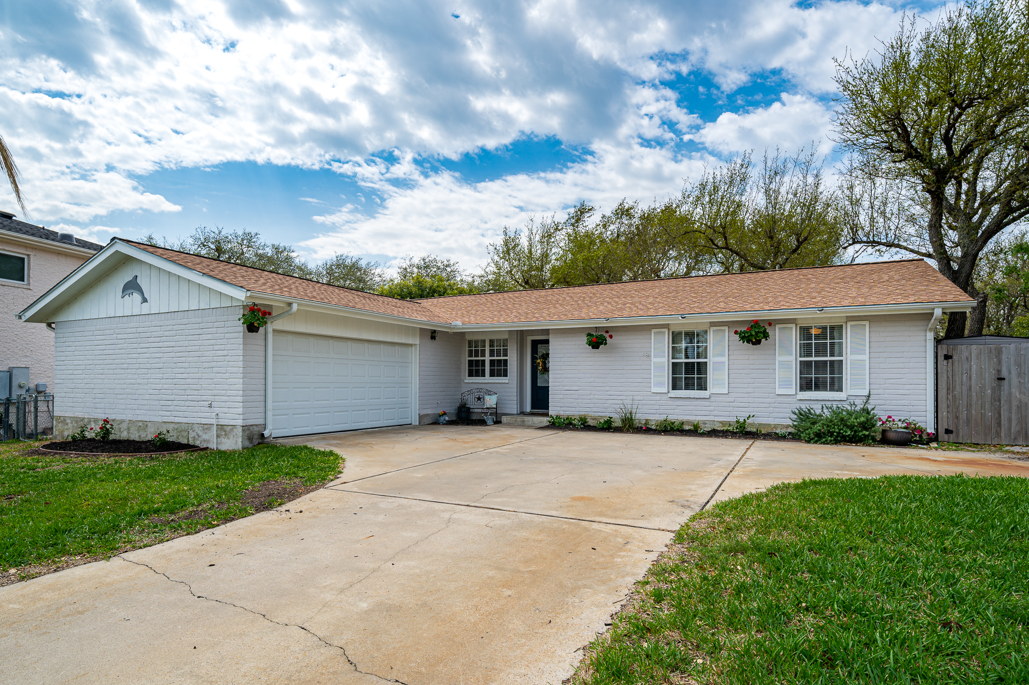 Exterior of 2114 Harbor Court