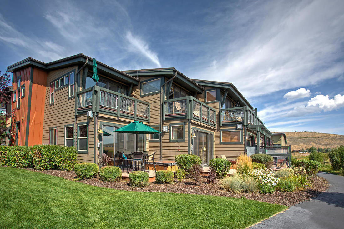 Exterior of 6312 North Park Lane