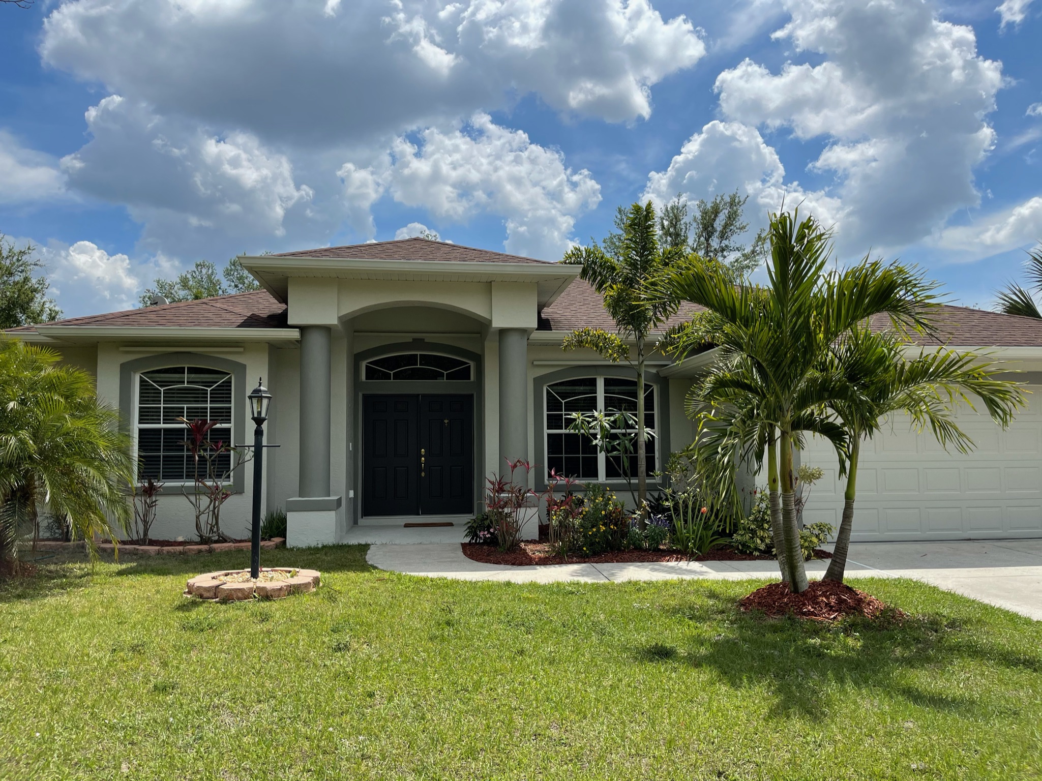 Exterior of 2760 Verde Terrace