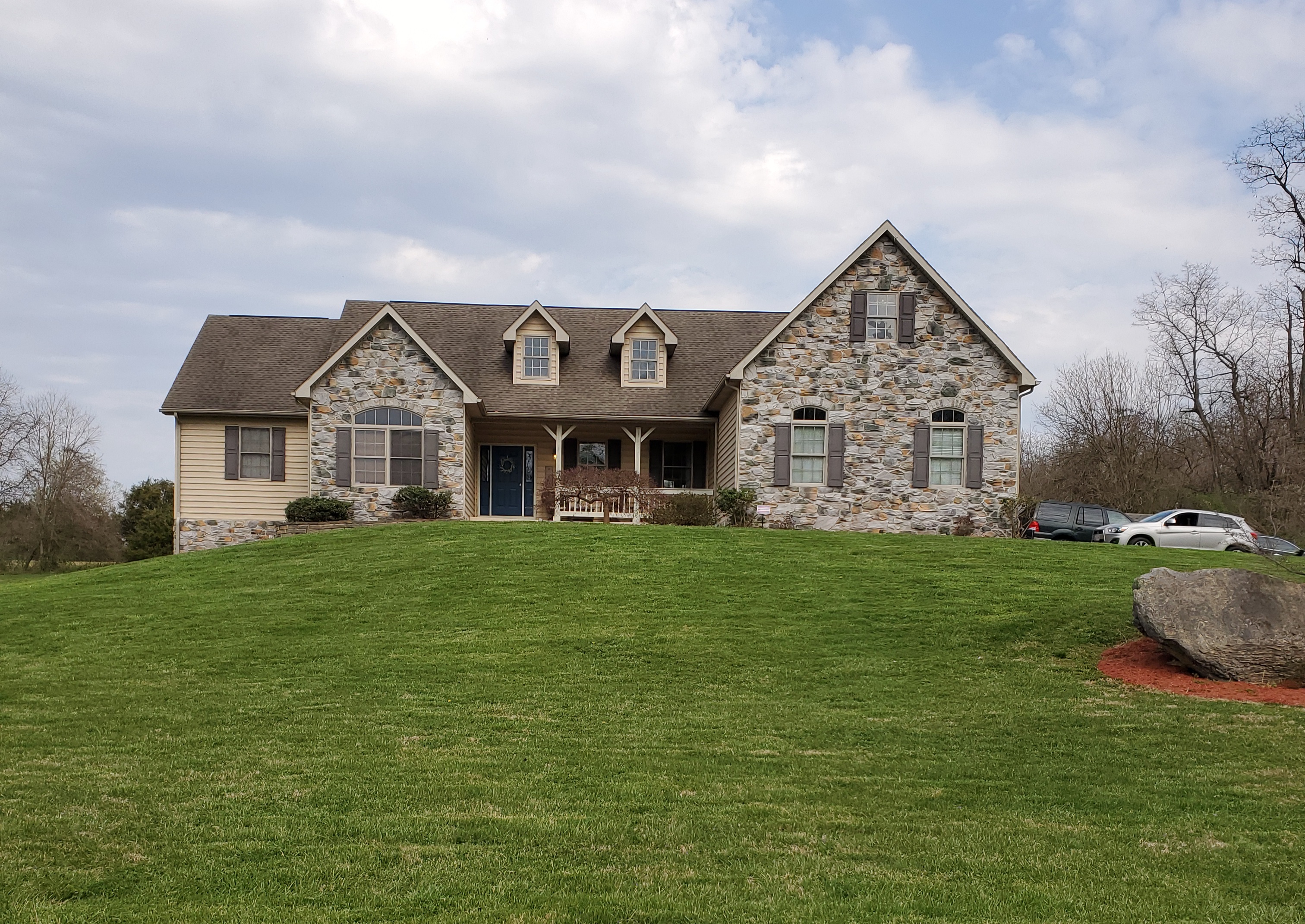 Exterior of 18335 Breathedsville Road