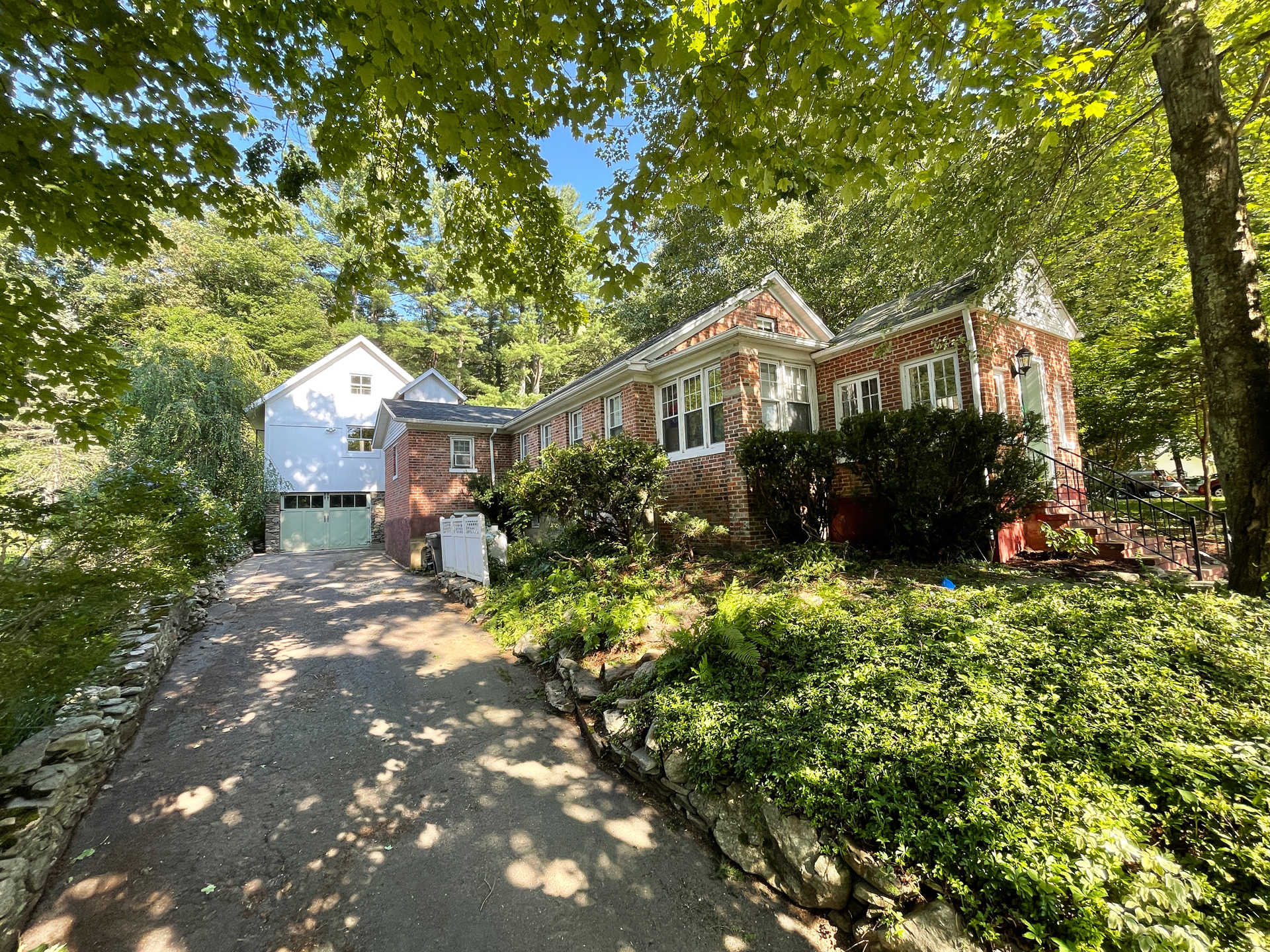 Exterior of 23 Knollwood Street