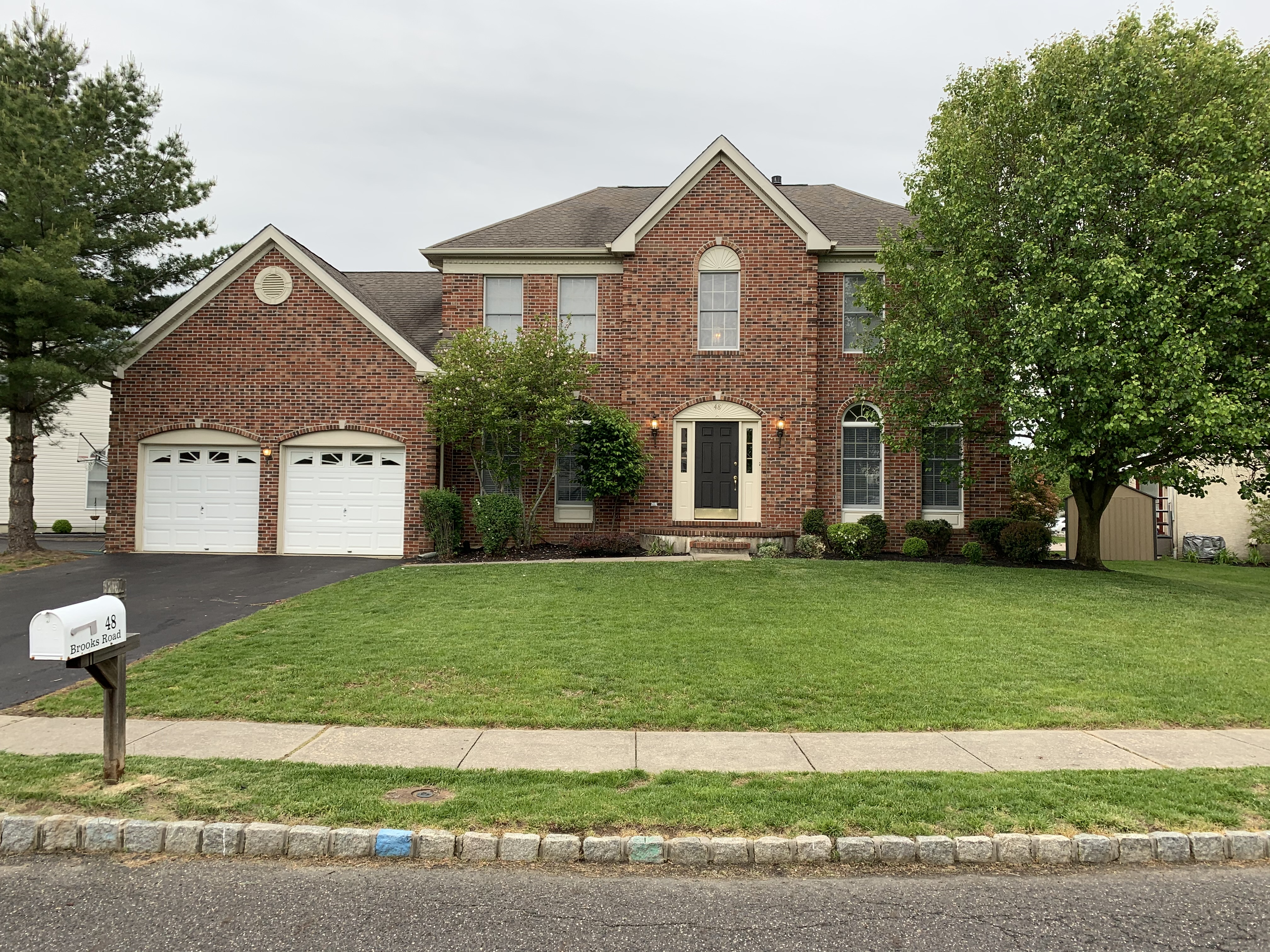 Exterior of 48 Brooks Road