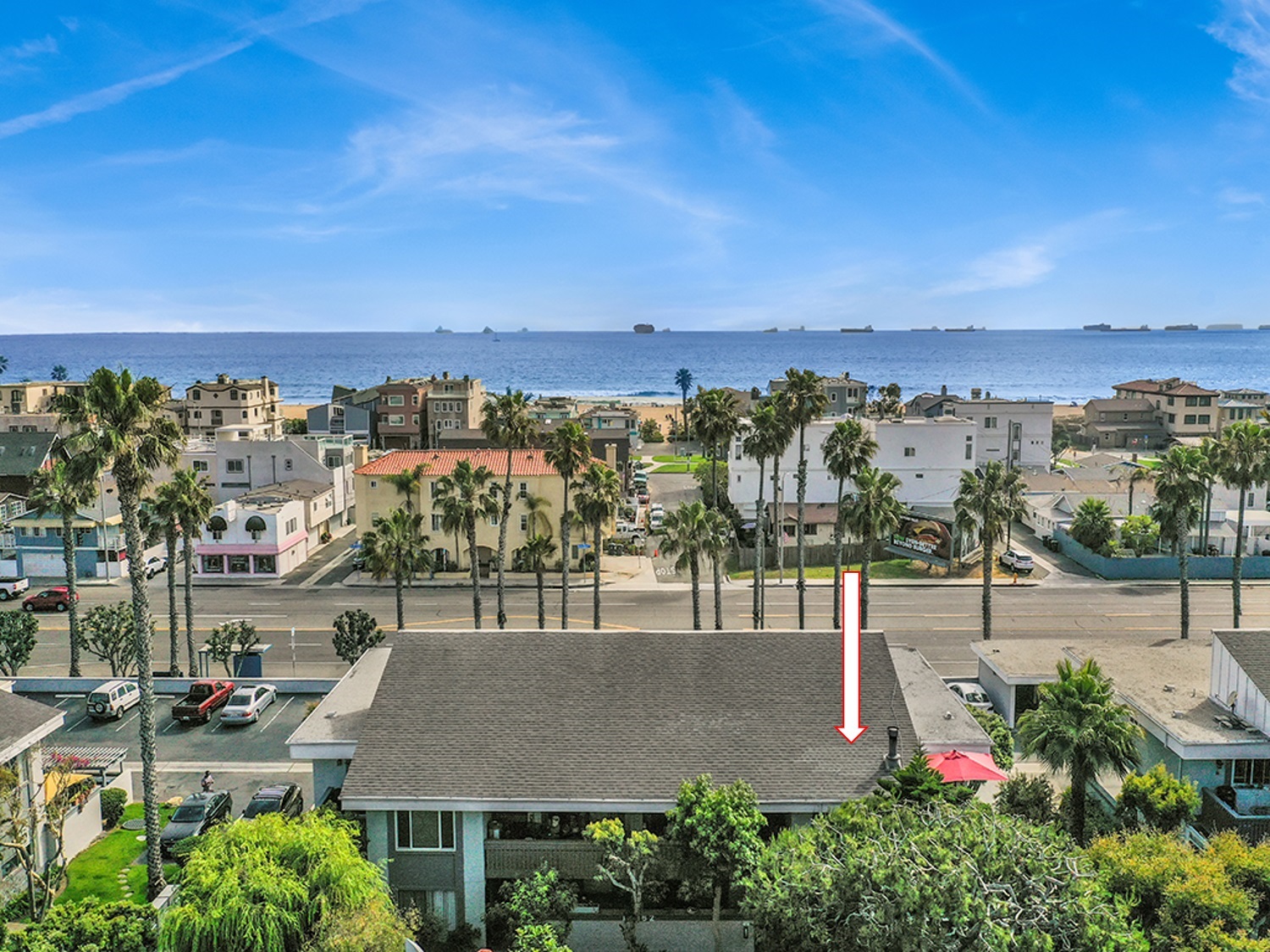 Exterior of 16962 Pacific Coast Highway