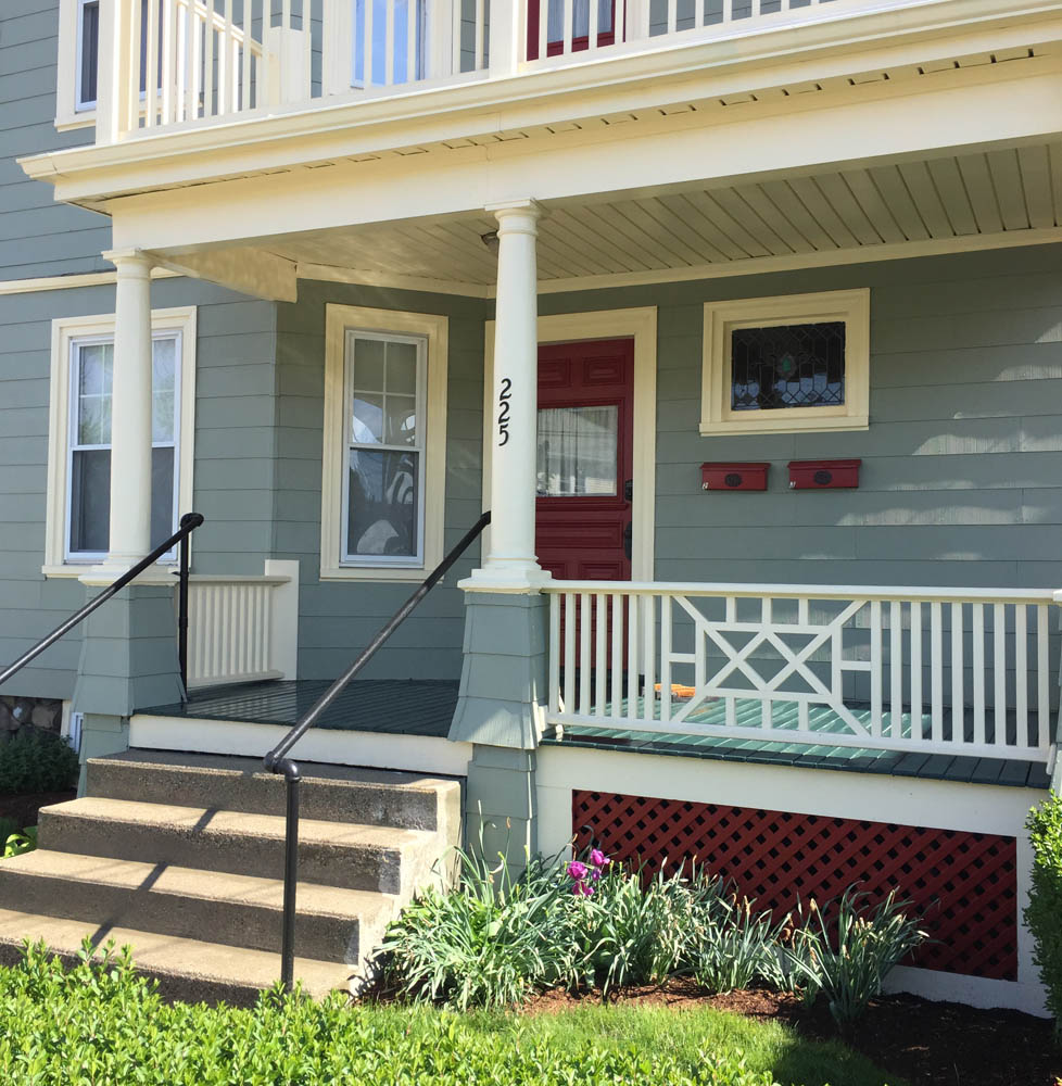 Exterior of 225 Belmont Street