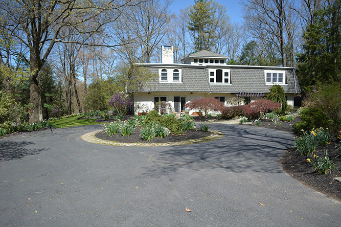 Exterior of 97 Reservoir Road