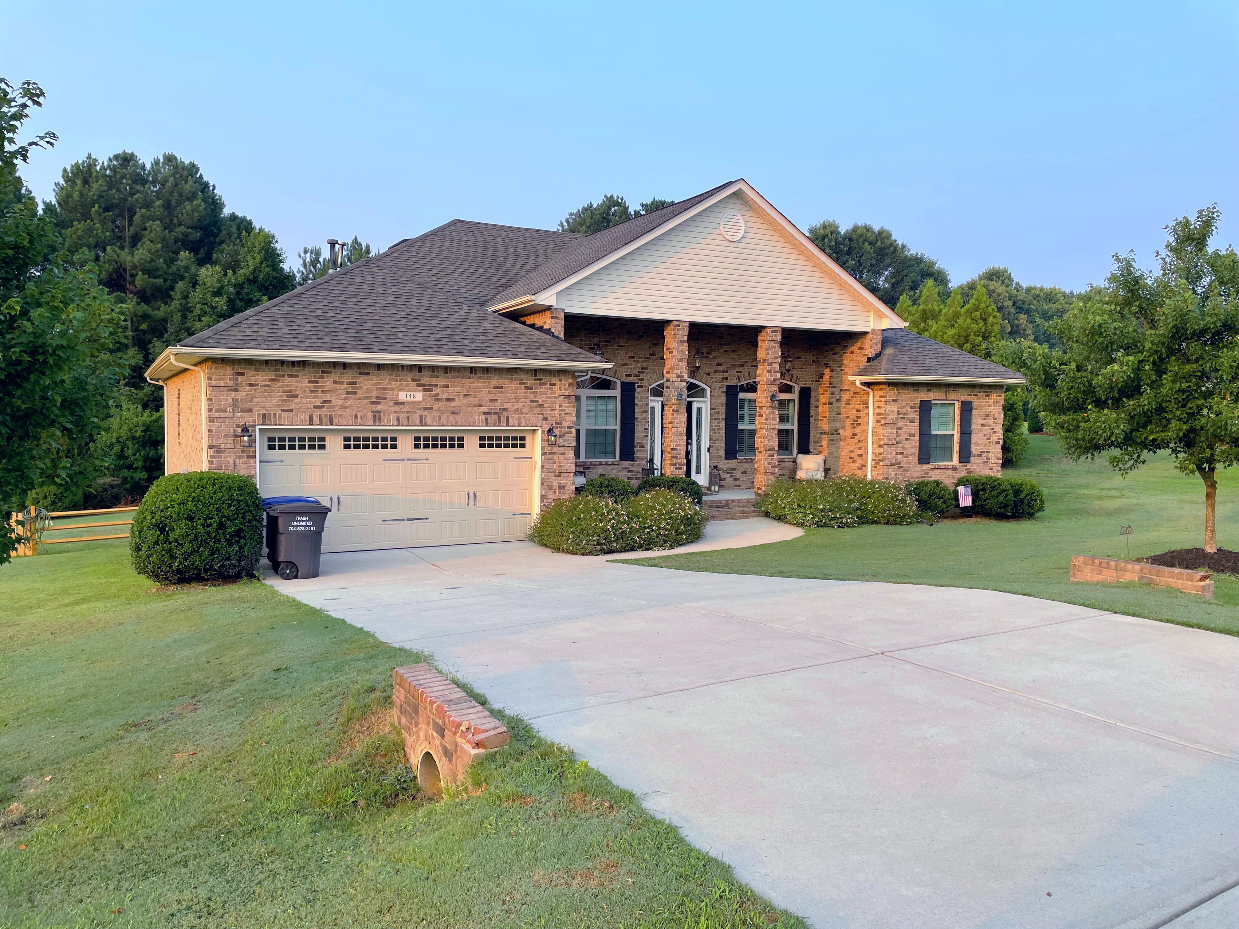 Exterior of 148 Nesting Quail Lane