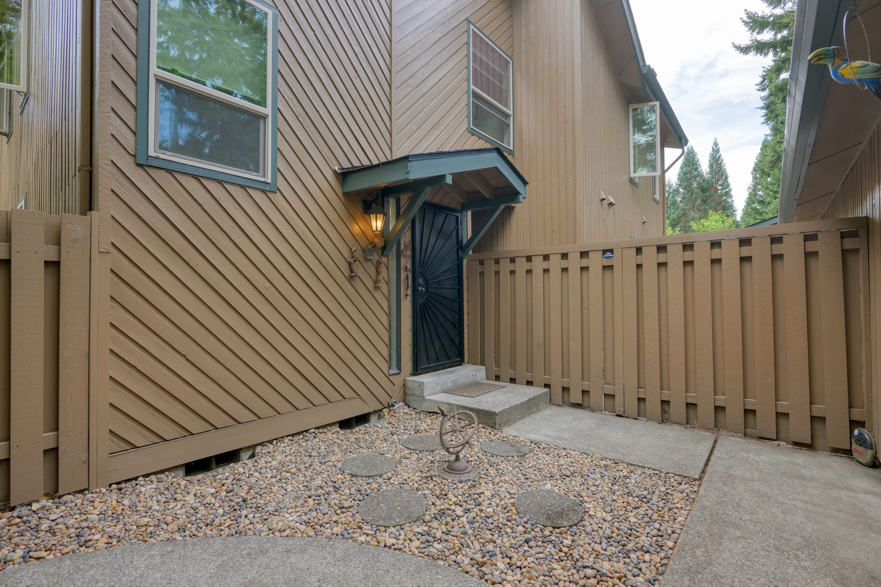 Exterior of 3314 Southeast 153rd Avenue