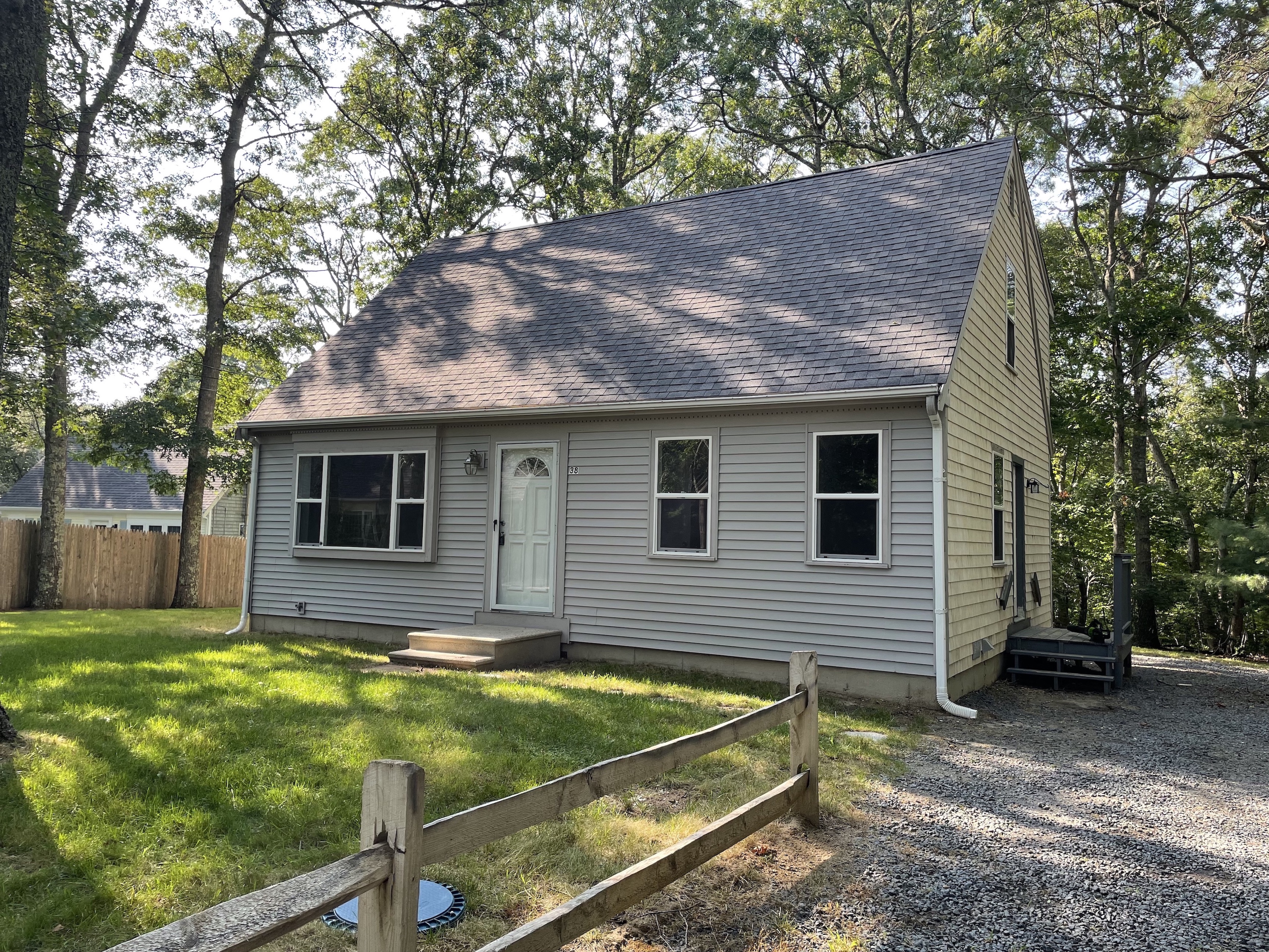 Exterior of 38 Vermeer Court