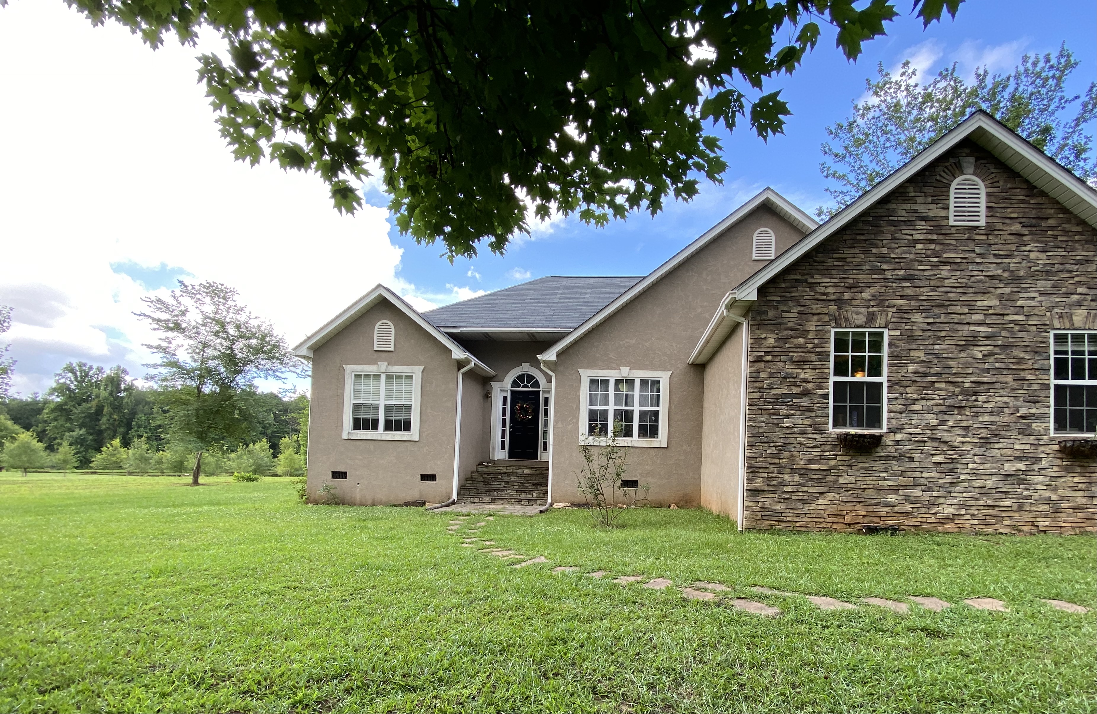 Exterior of 1800 Old Meansville Road