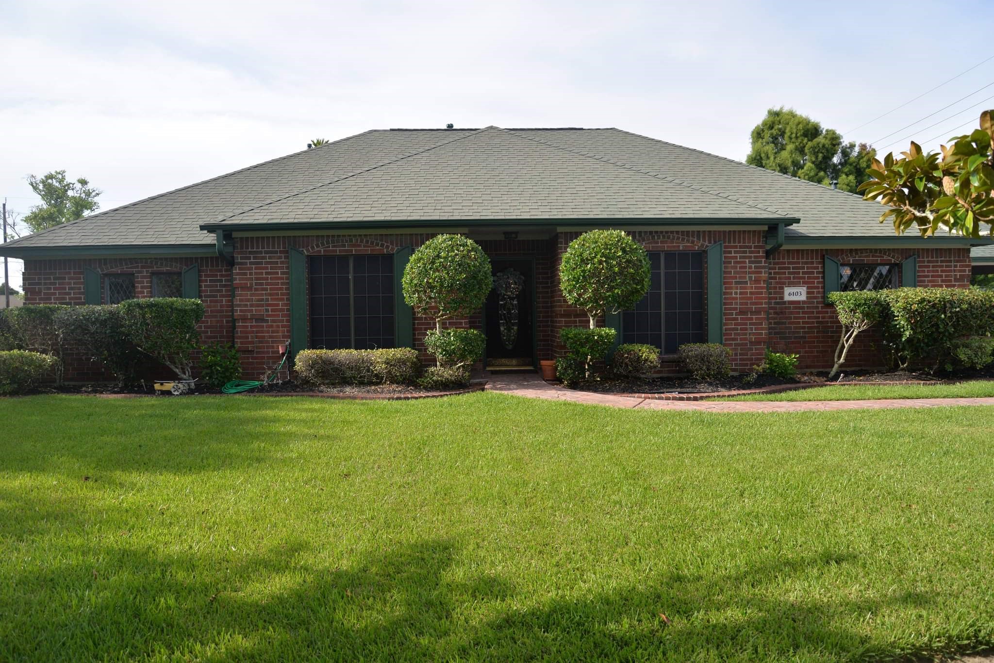 Exterior of 6103 Plantation Drive