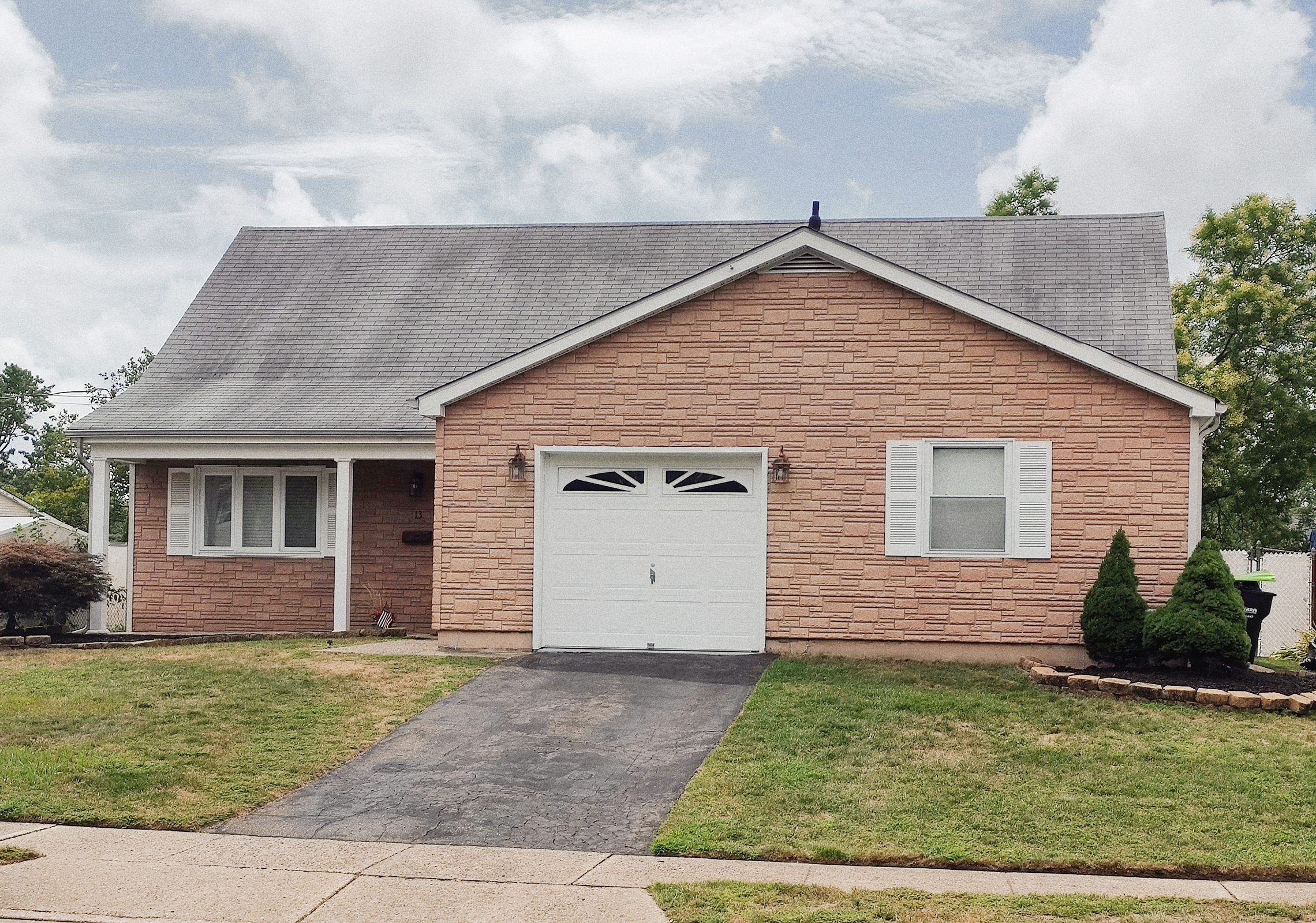 Exterior of 13 Briscoe Terrace