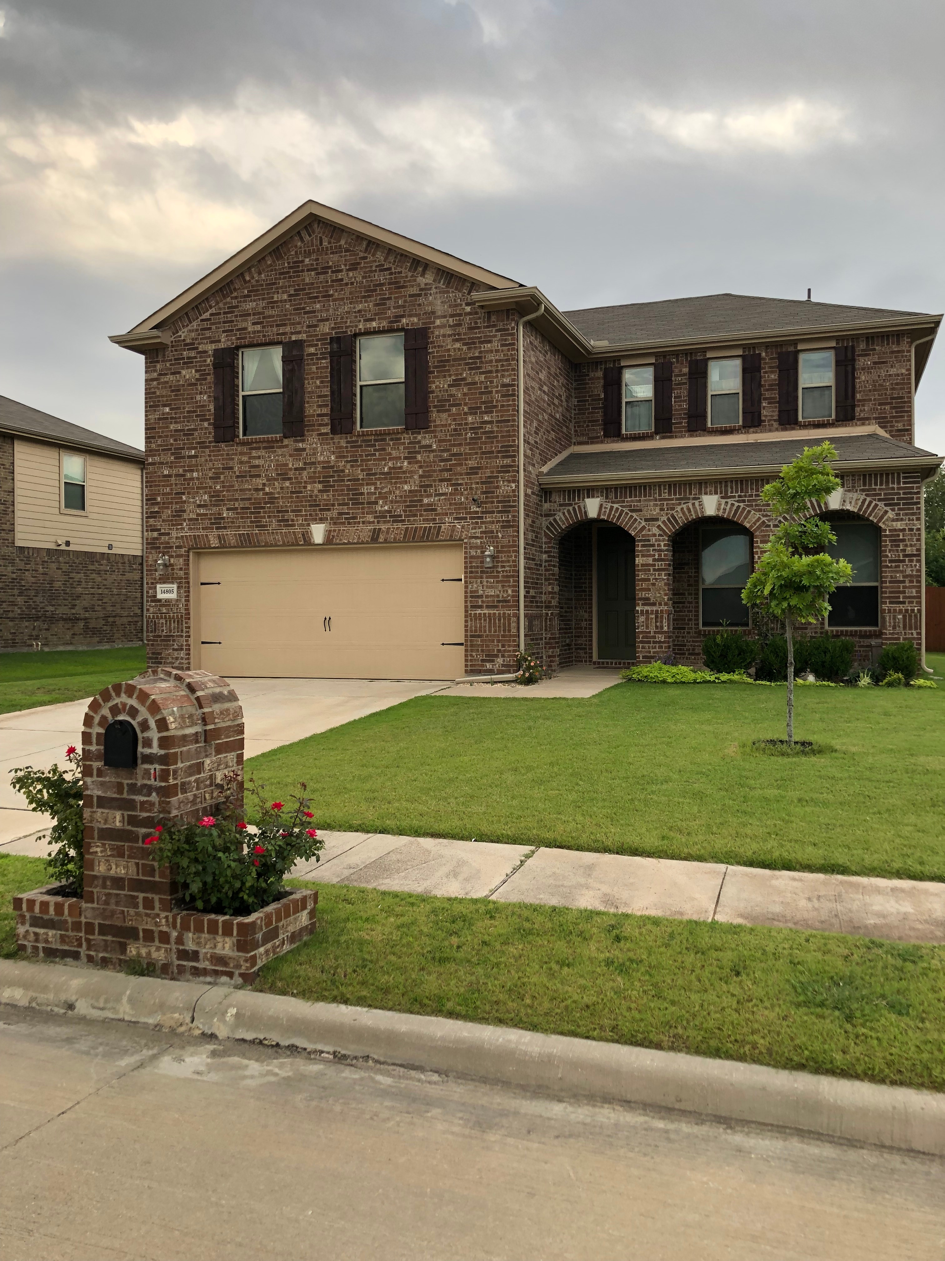 Exterior of 14805 Magnolia Lane