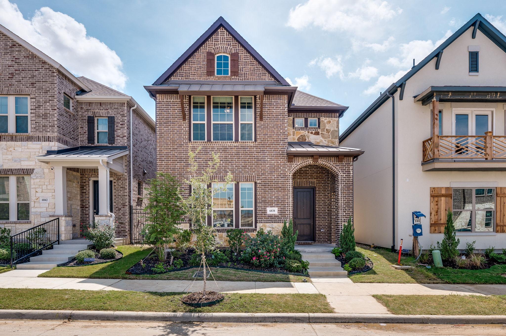 Exterior of 6838 Colonnade Drive