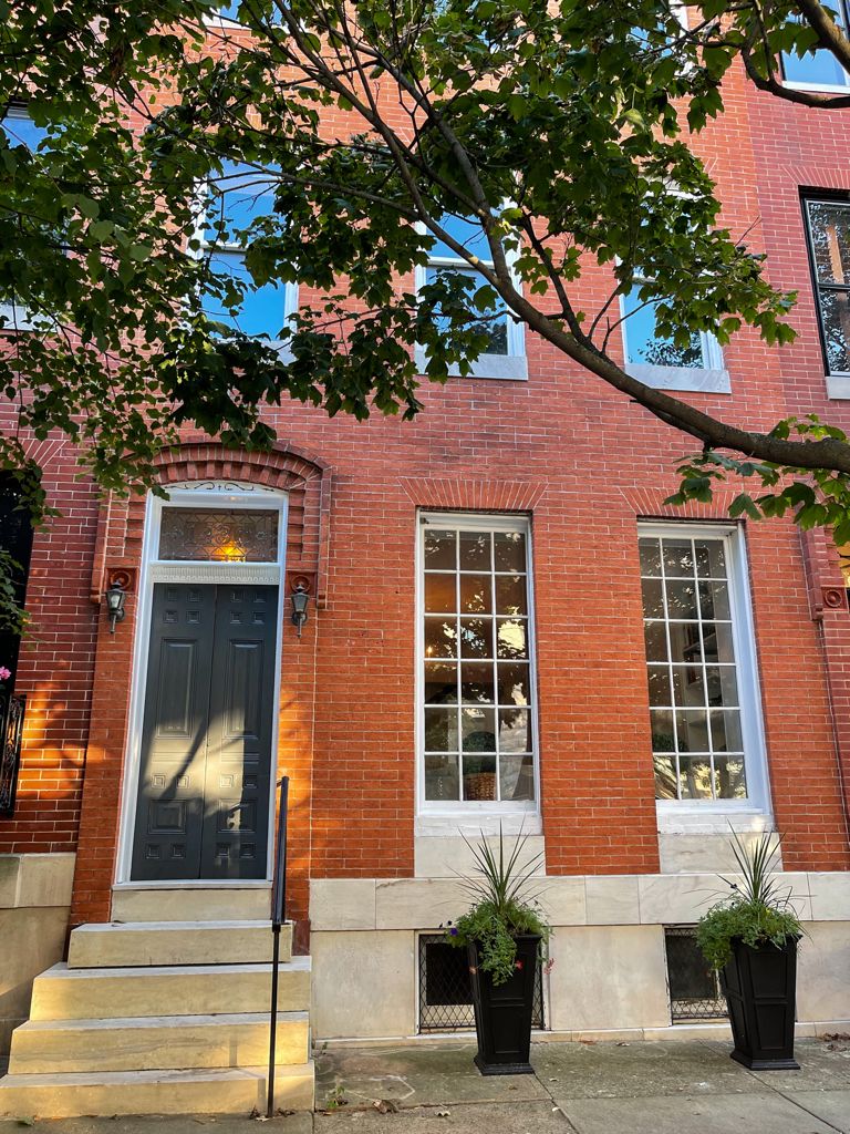 Exterior of 1430 John Street