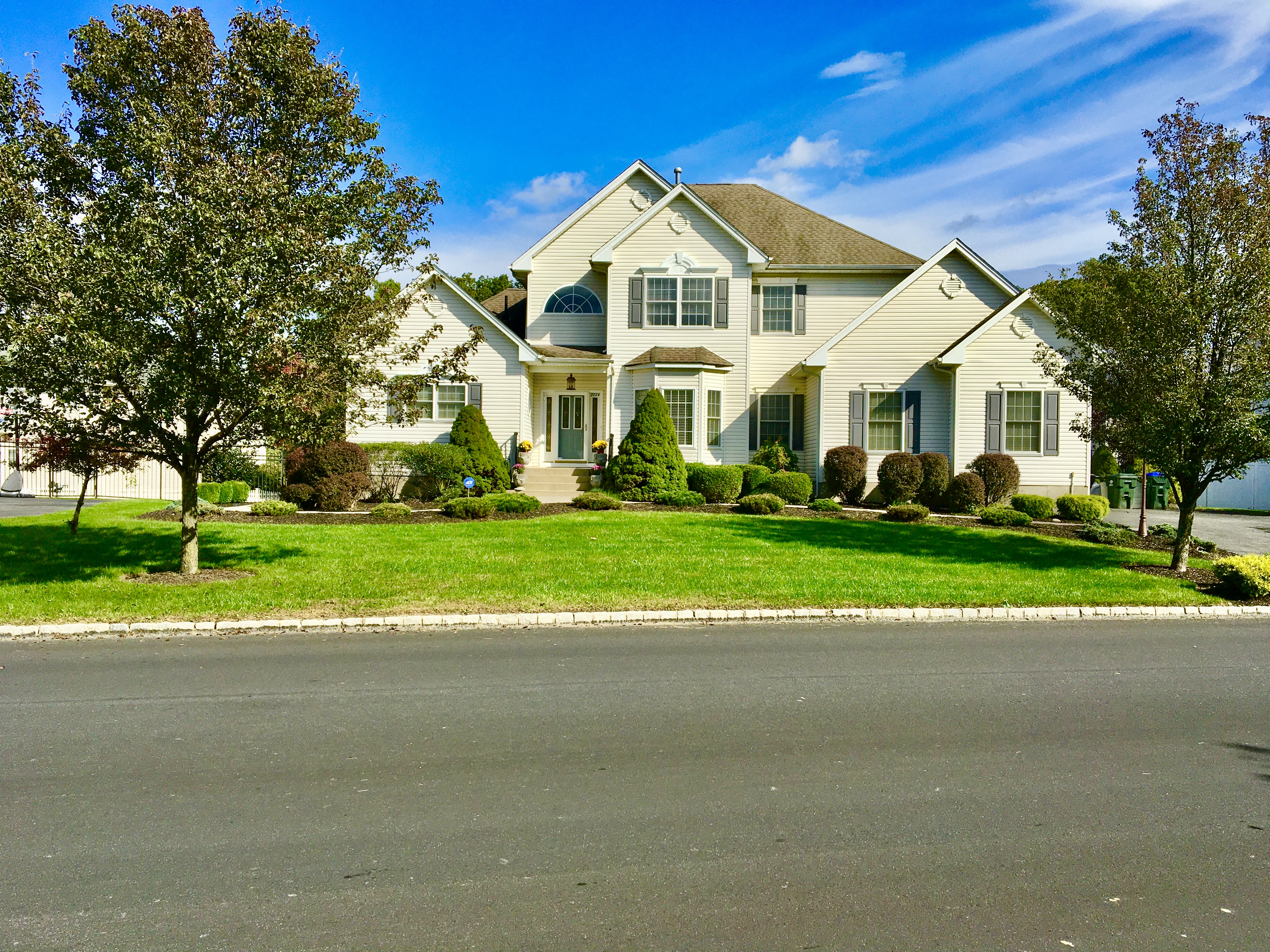 Exterior of 2024 Independence Drive