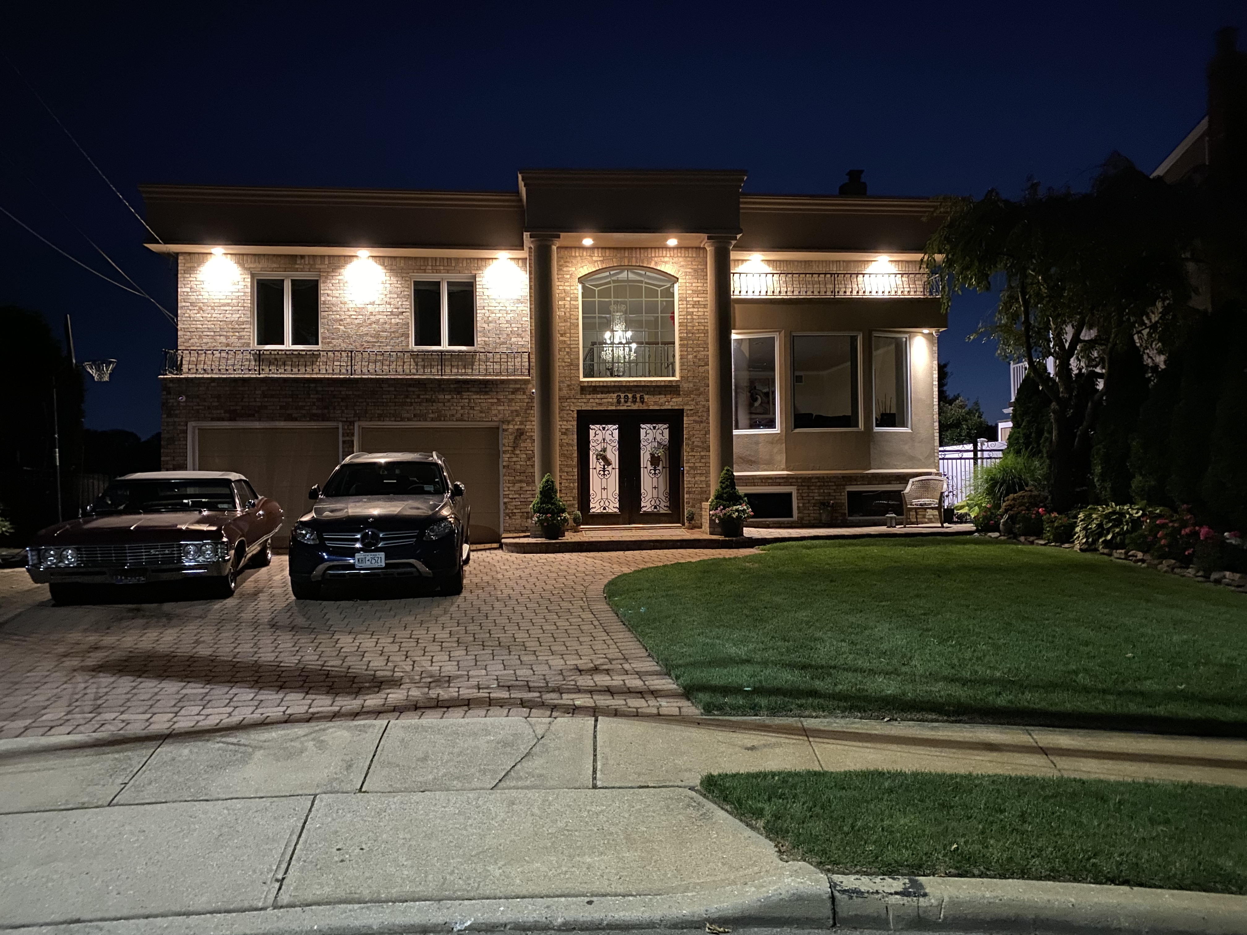 Exterior of 2956 Clubhouse Road