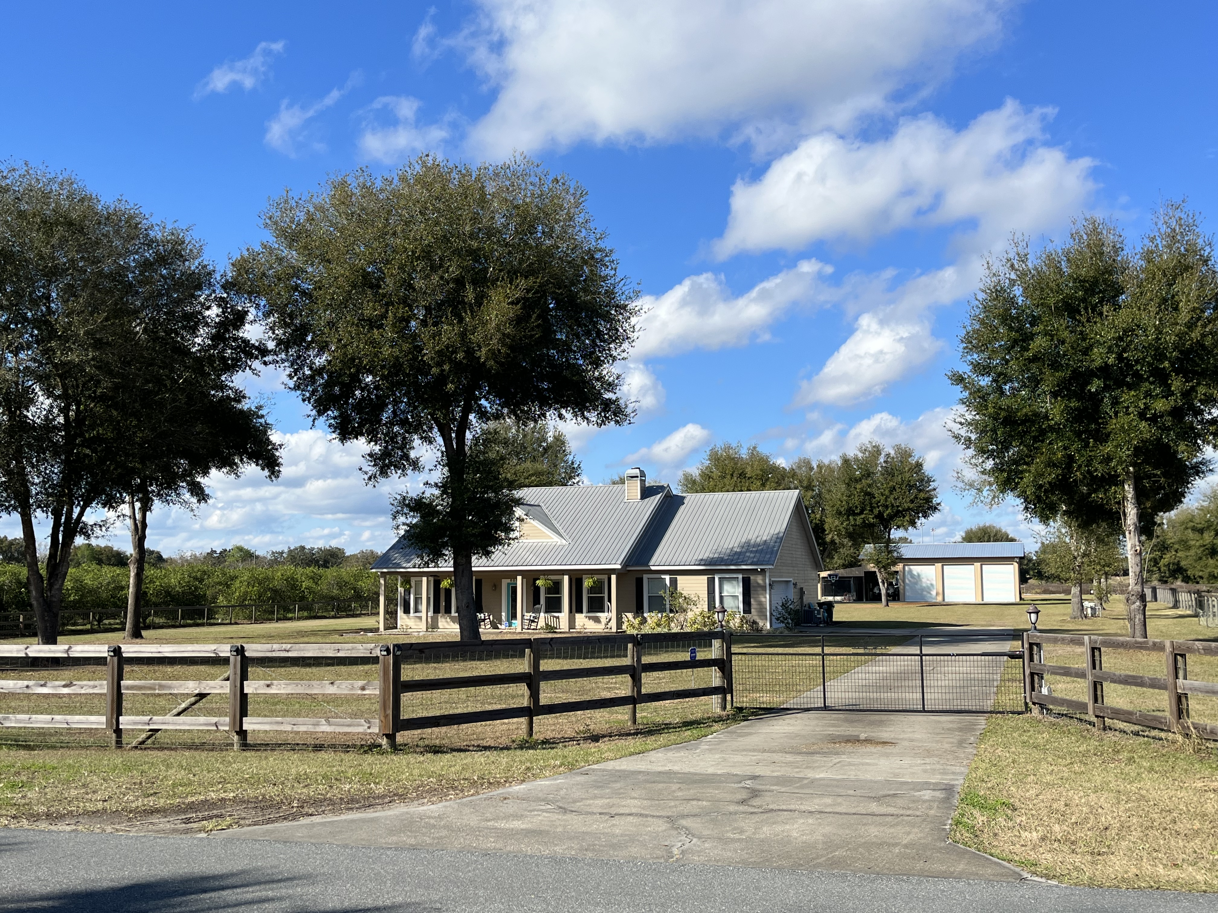 Exterior of 685 Saltsdale Road