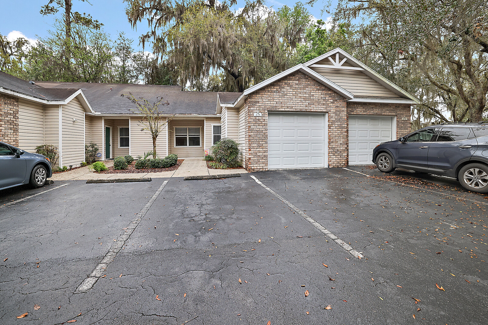 Exterior of 4700 Southwest Archer Road