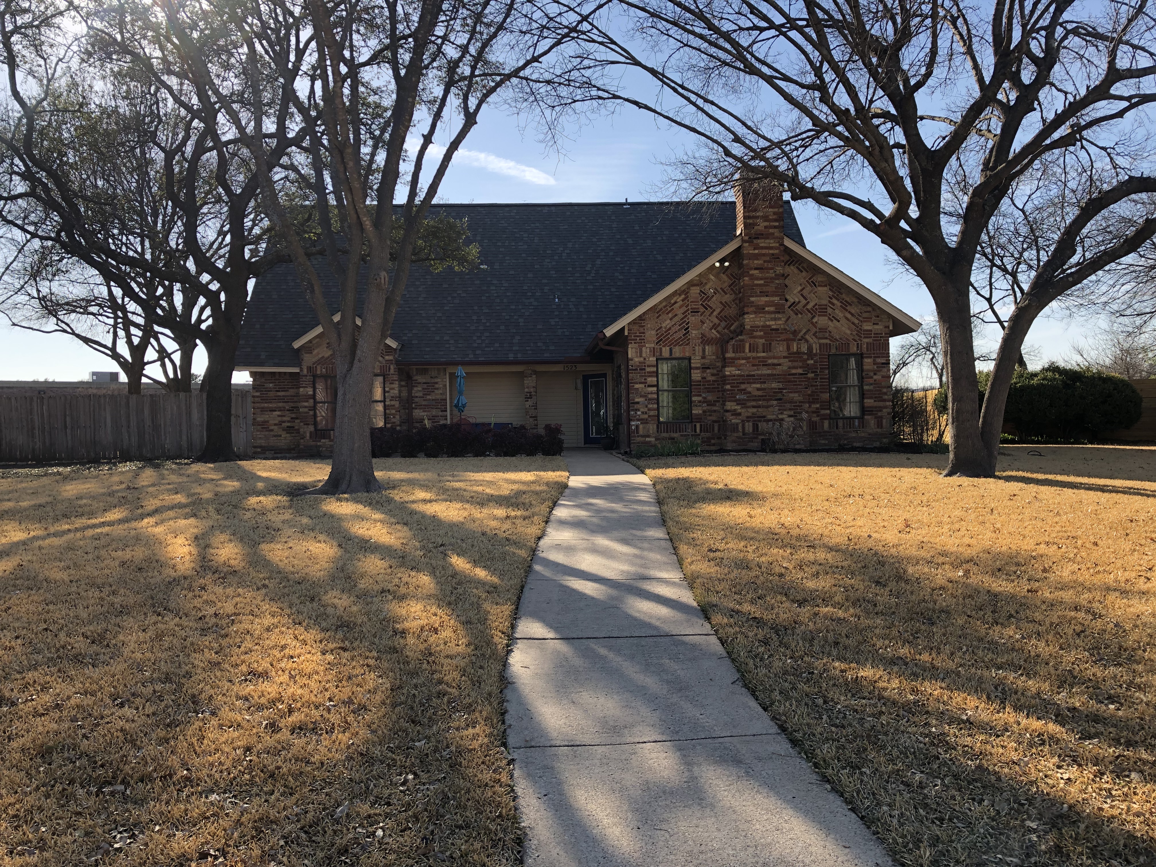 Exterior of 1523 Springtree Circle