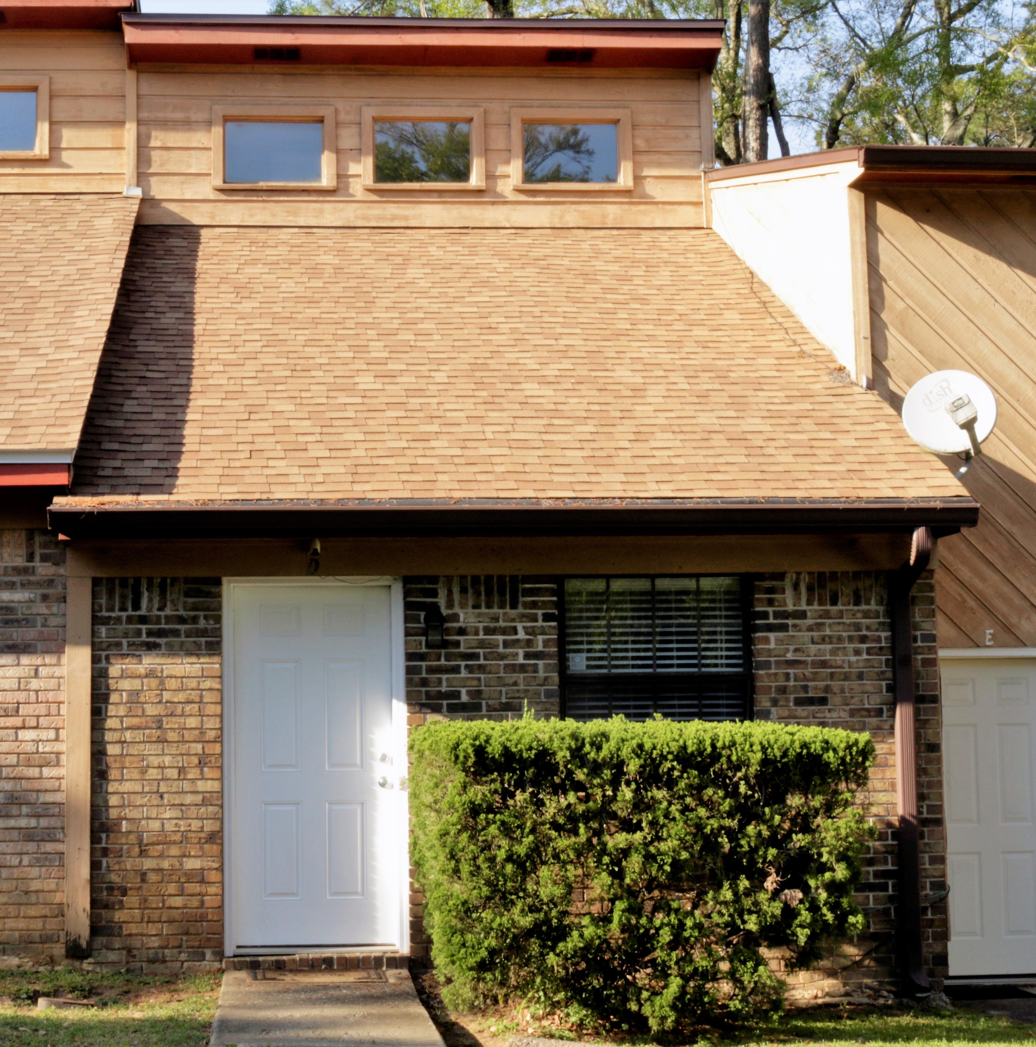 Exterior of 1800 Jackson Bluff Road