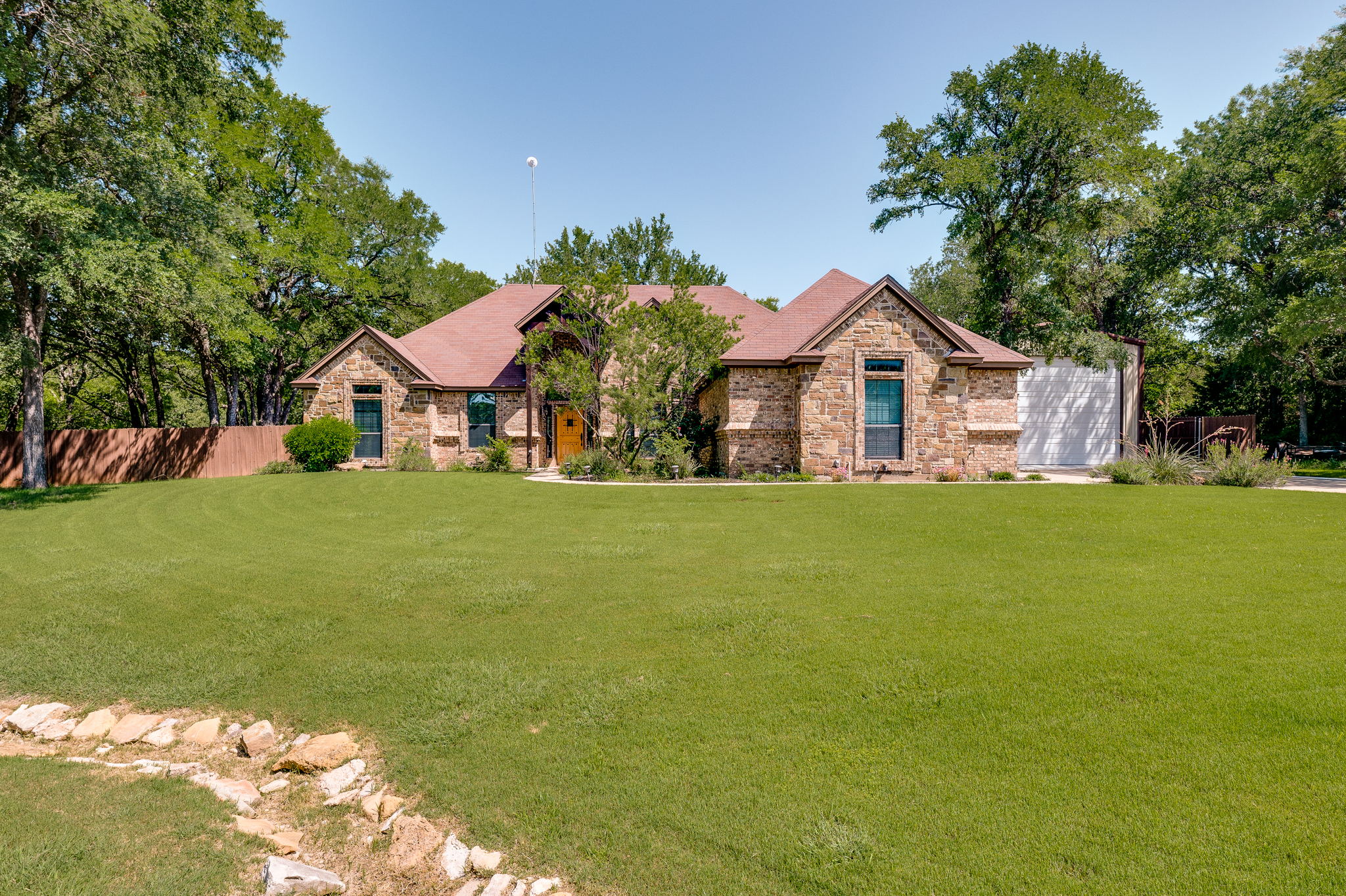 Exterior of 104 Laurel Valley Court