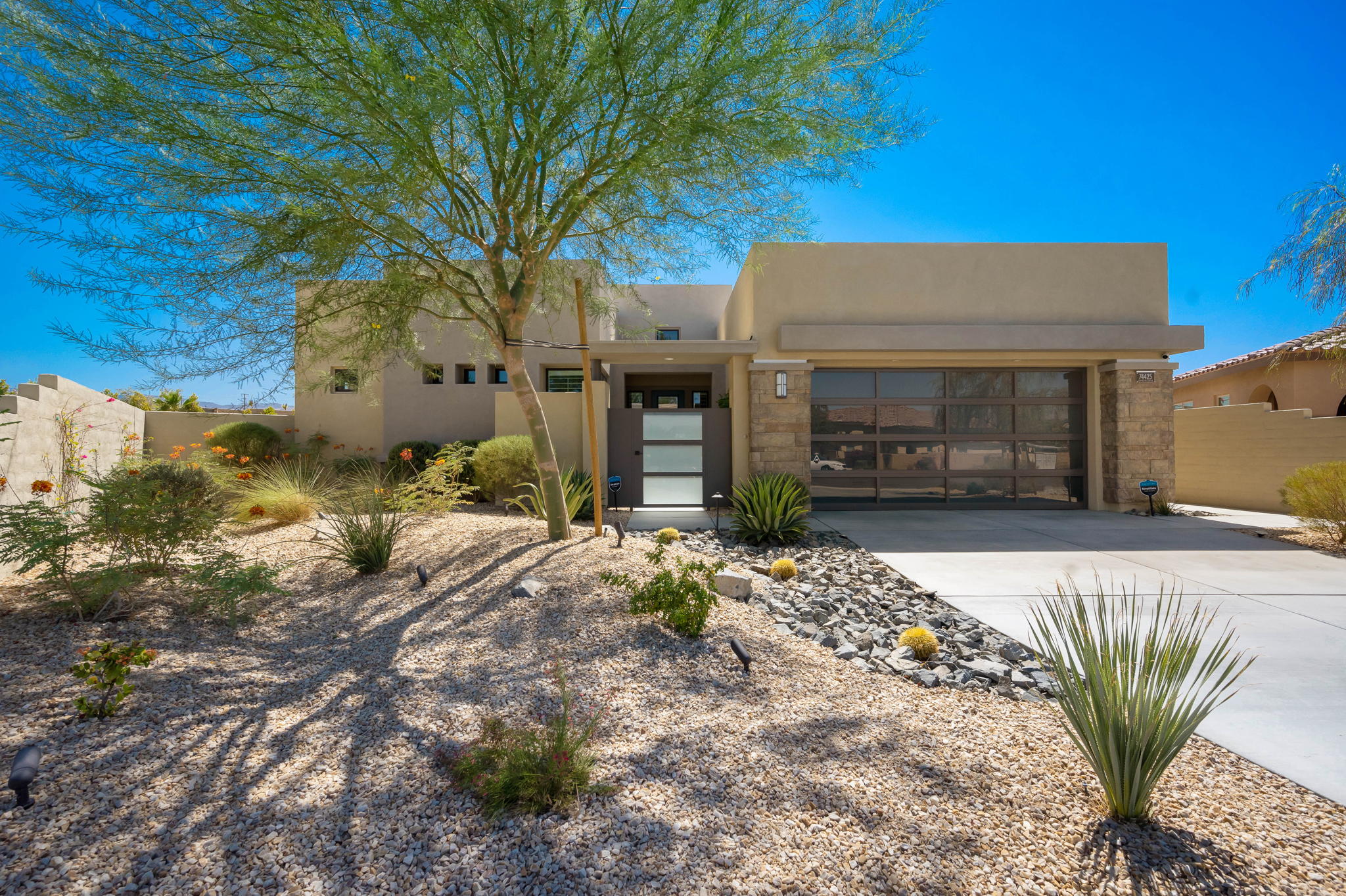 Exterior of 74425 Zeppelin Drive