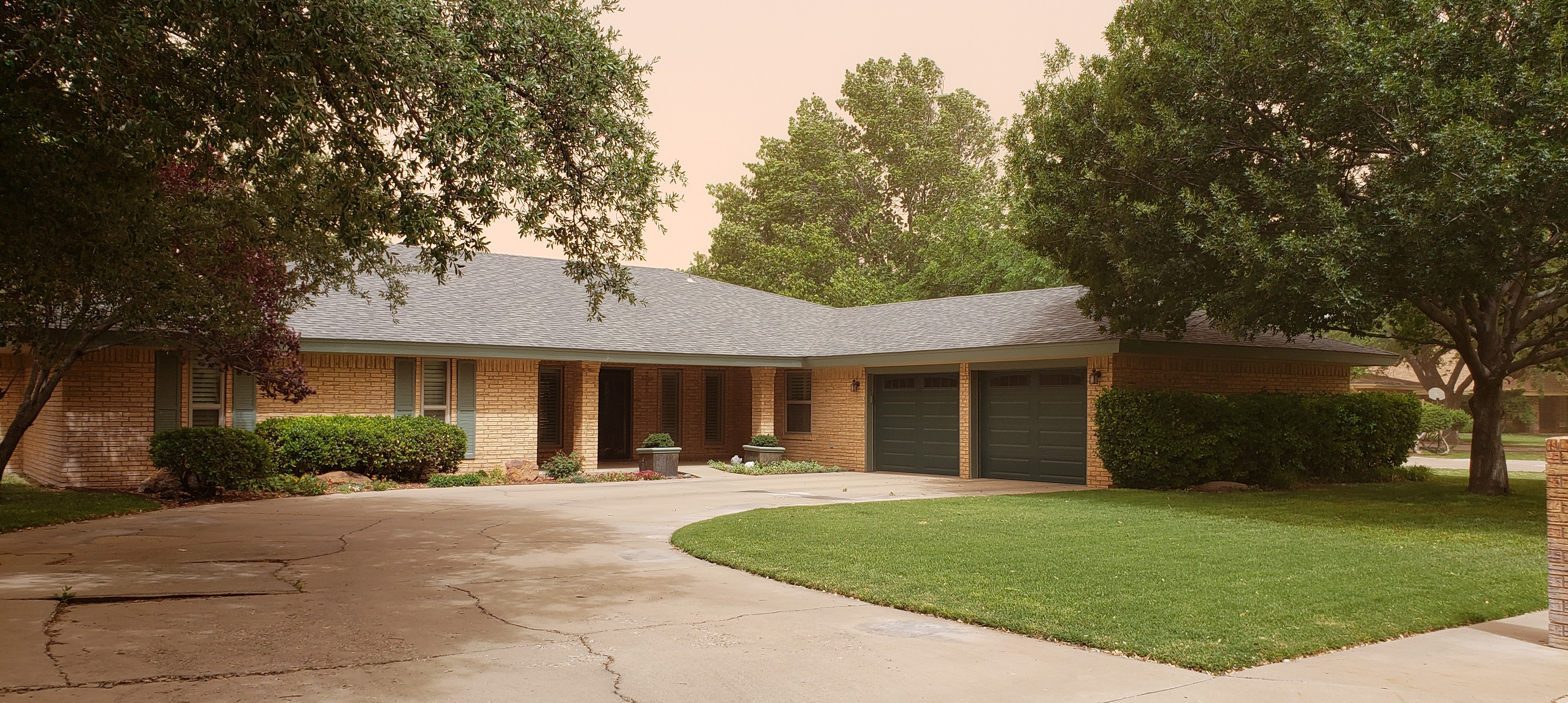 Exterior of 2013 North Vega Court