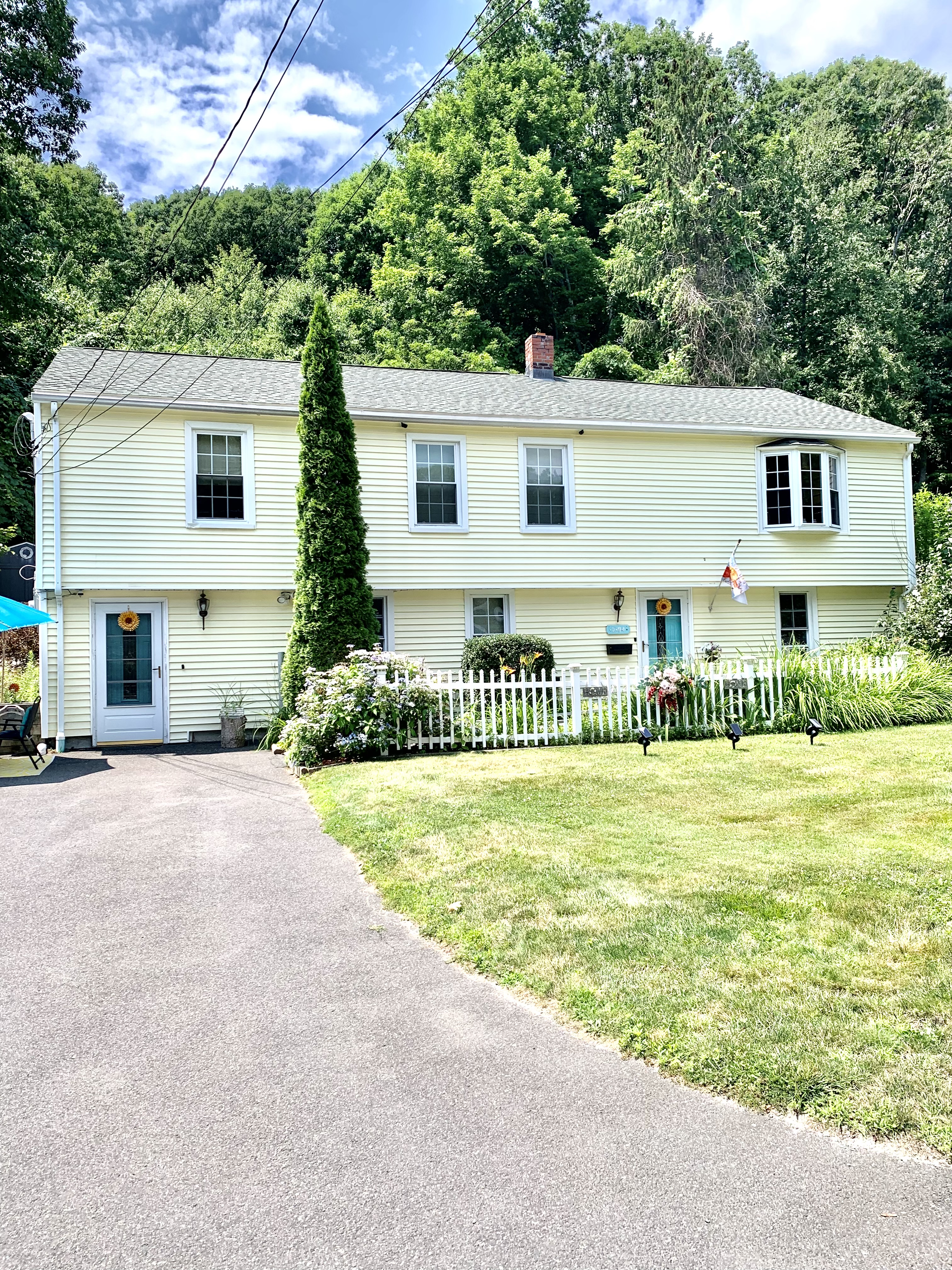 Exterior of 281 Gaylord Drive