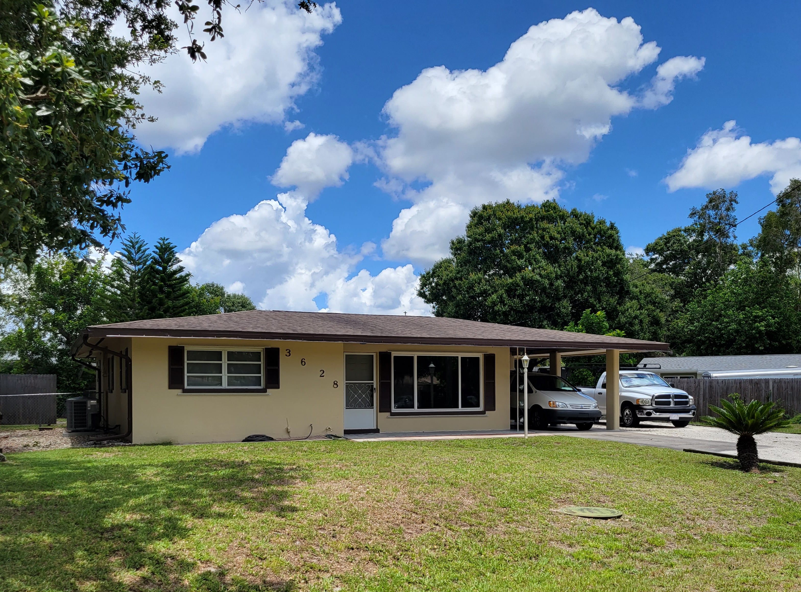 Exterior of 3628 Beacon Lane