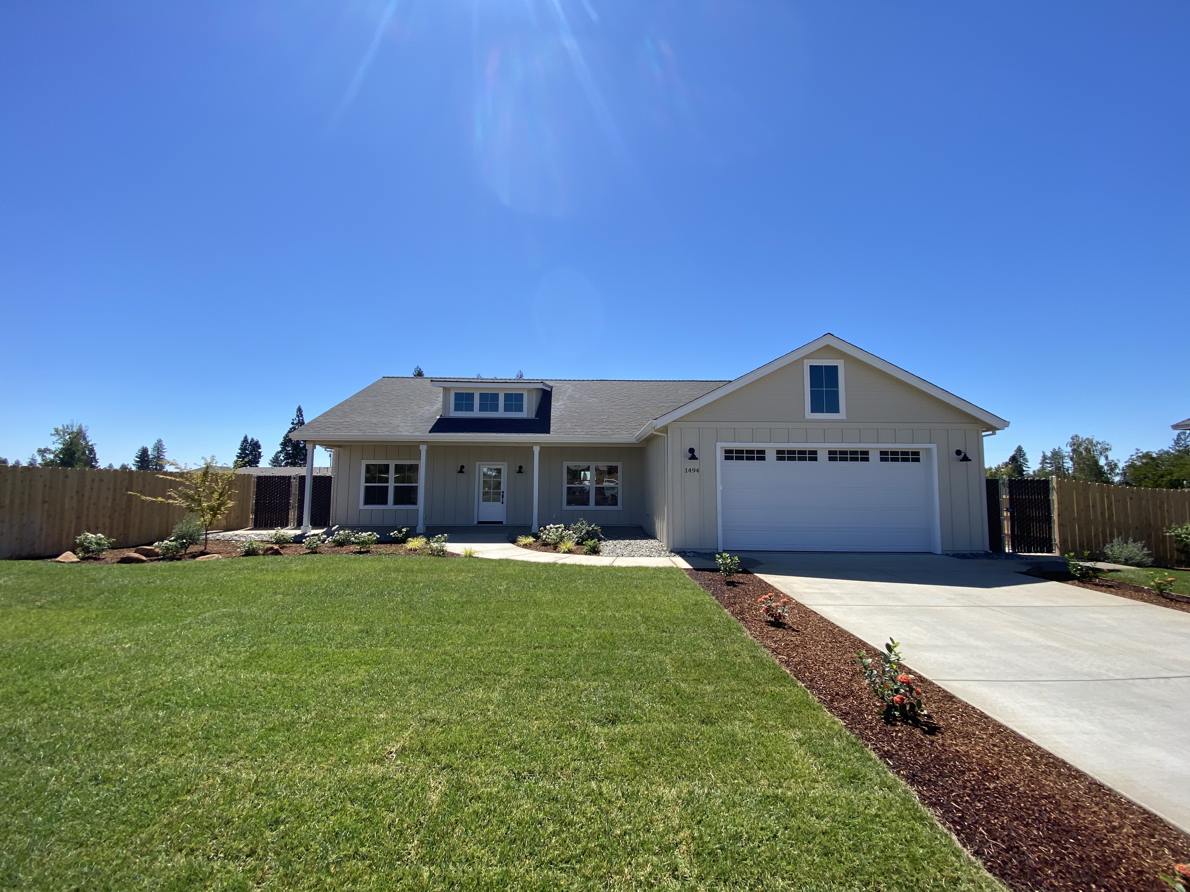 Exterior of 1494 Country Oak Drive